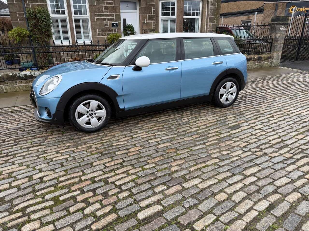 2017 MINI CLUBMAN 2017 MINI CLUBMAN