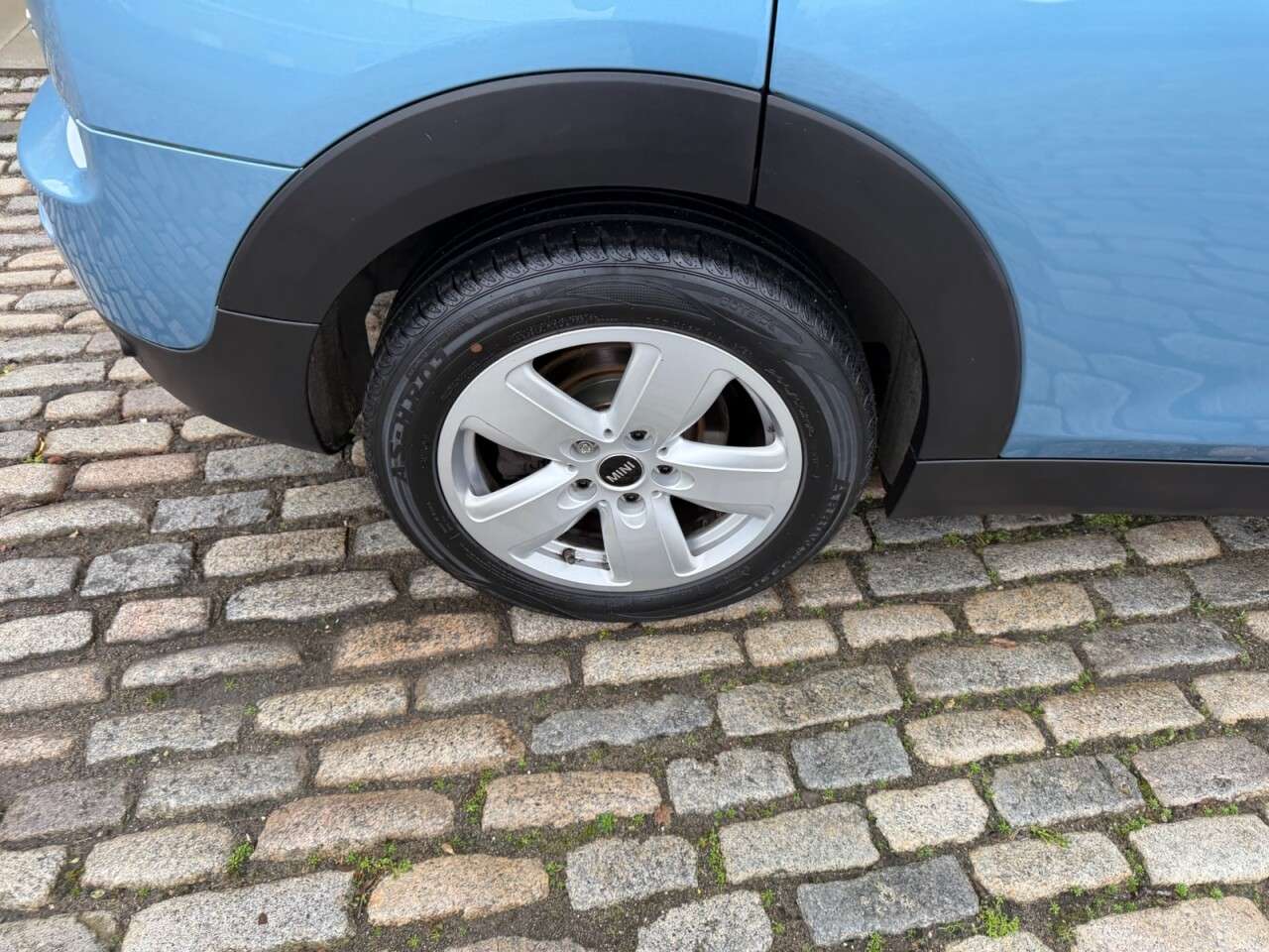 2017 MINI CLUBMAN 2017 MINI CLUBMAN