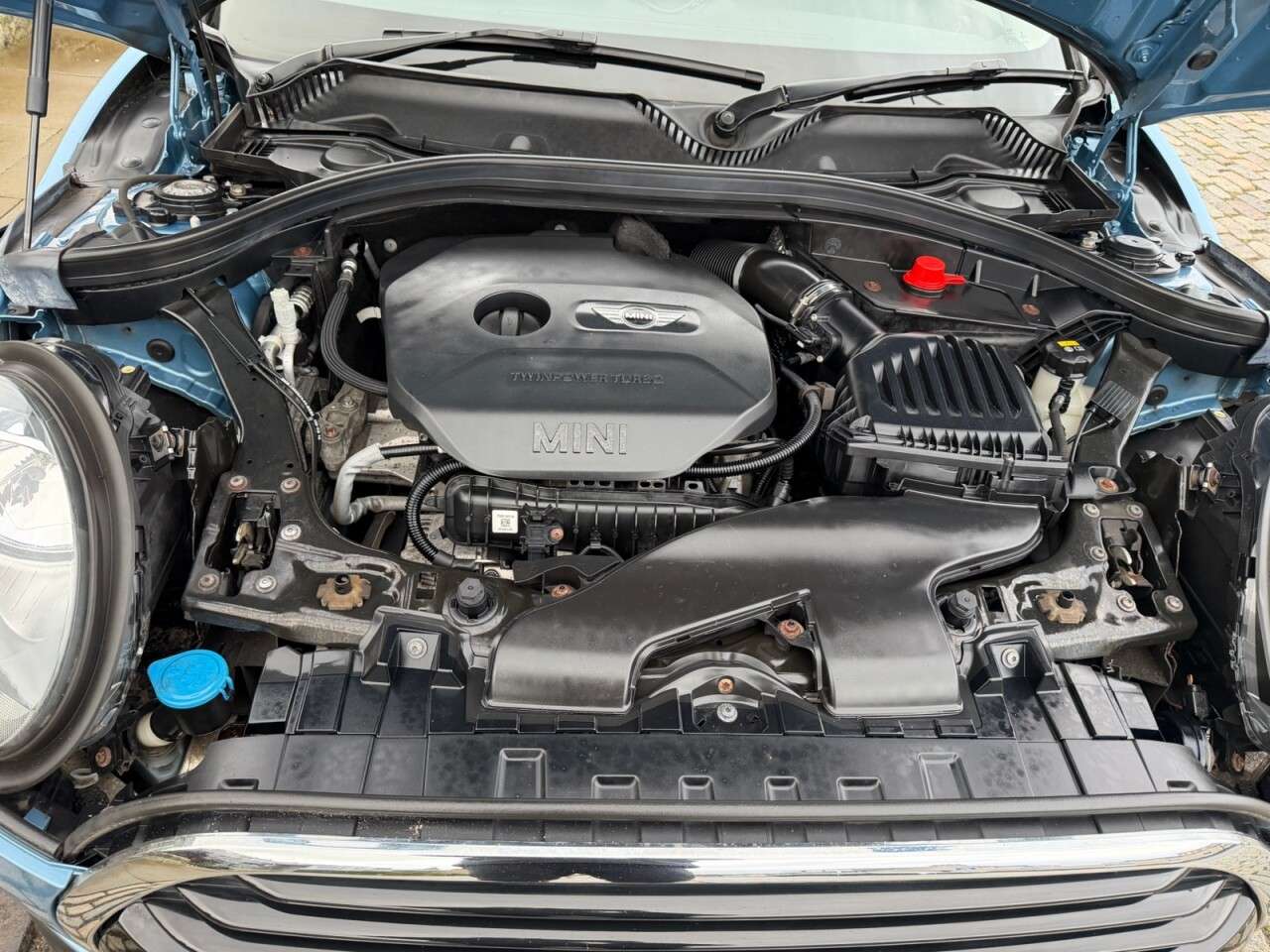 2017 MINI CLUBMAN 2017 MINI CLUBMAN