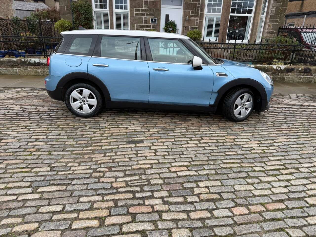 2017 MINI CLUBMAN 2017 MINI CLUBMAN