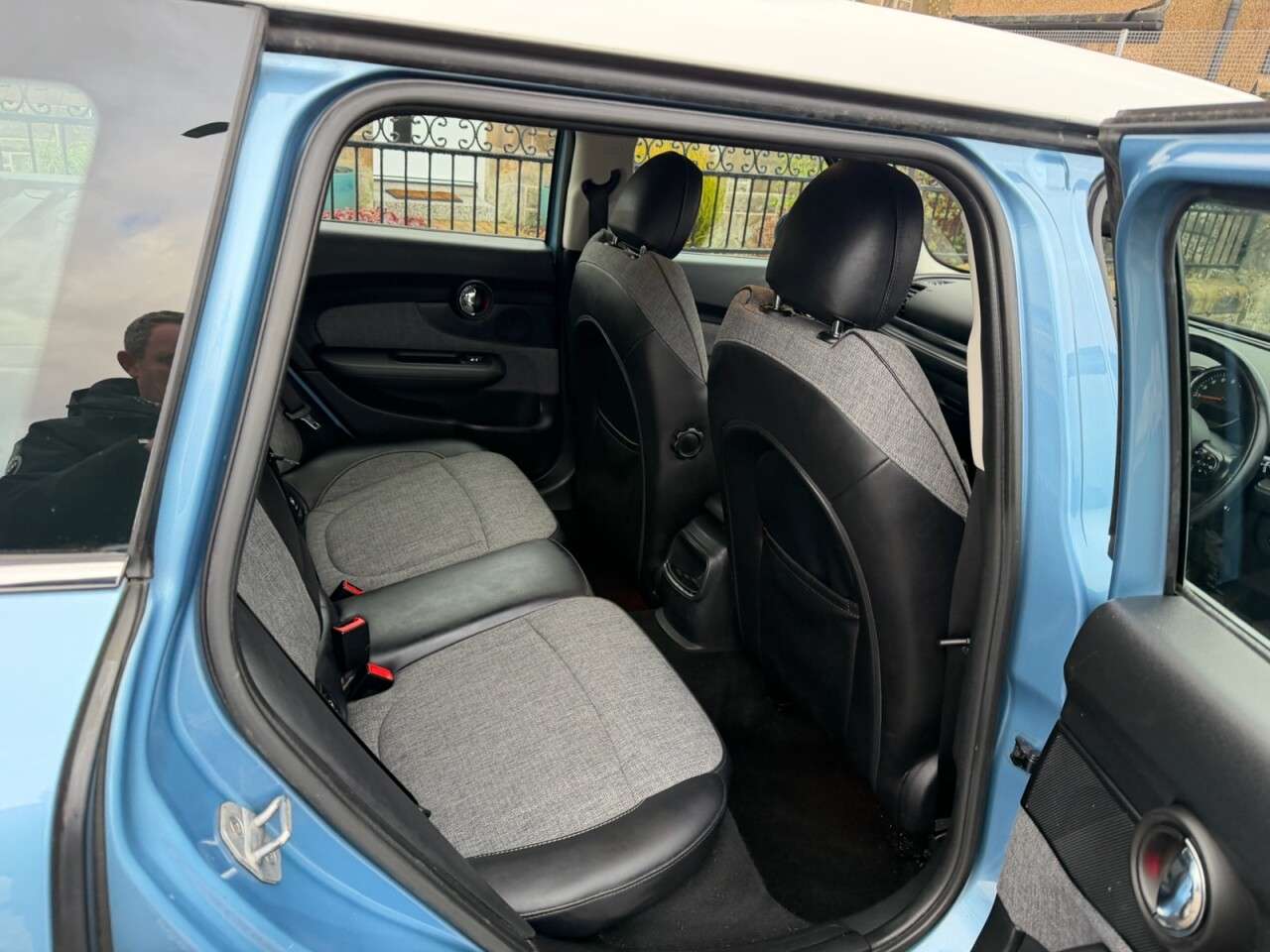 2017 MINI CLUBMAN 2017 MINI CLUBMAN