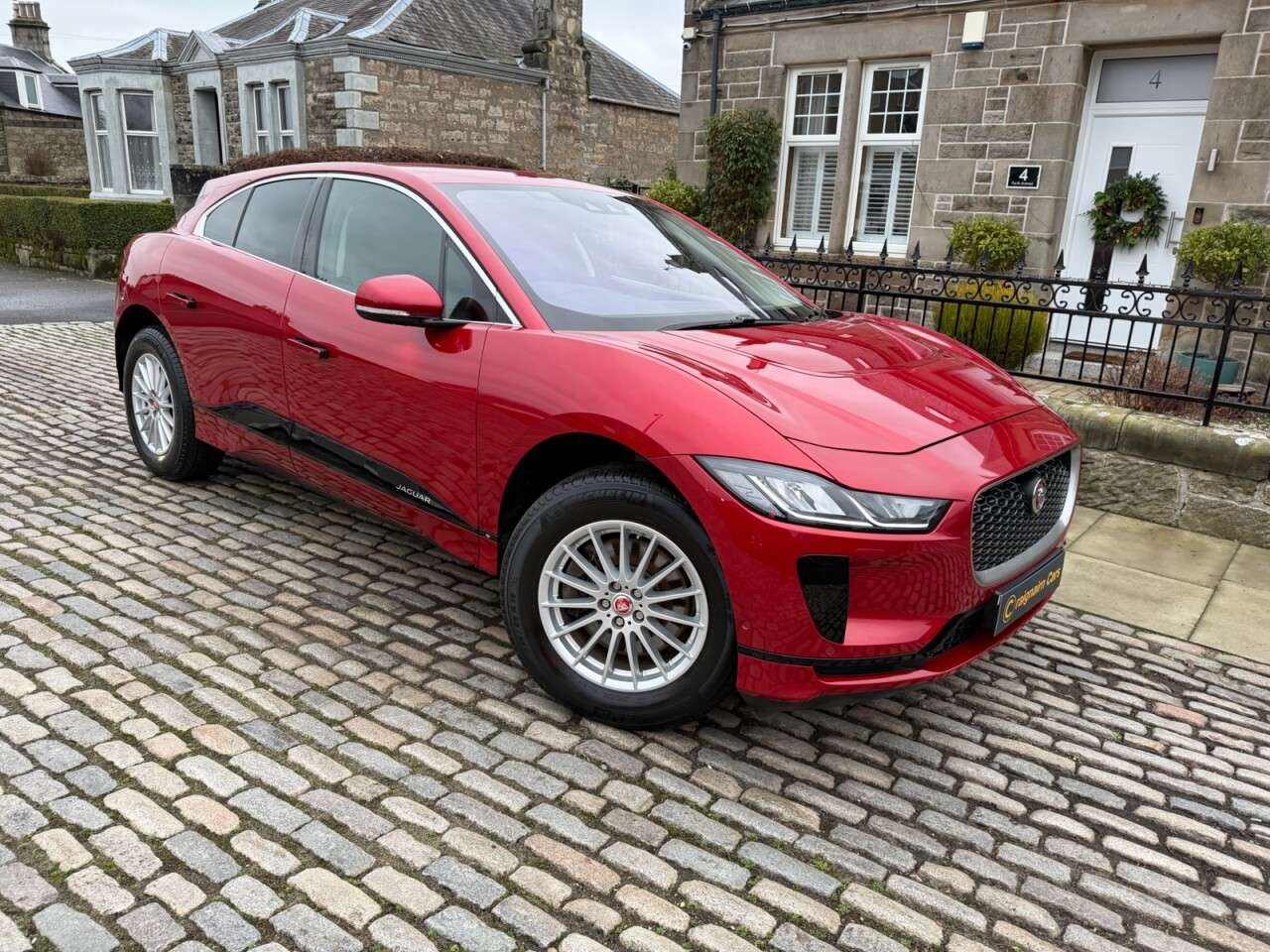 A 2020 JAGUAR I-PACE 400 90kWh S SUV 5dr Electric Auto 4WD (400 ps) A 2020 JAGUAR I-PACE 400 90kWh S SUV 5dr Electric Auto 4WD (400 ps)