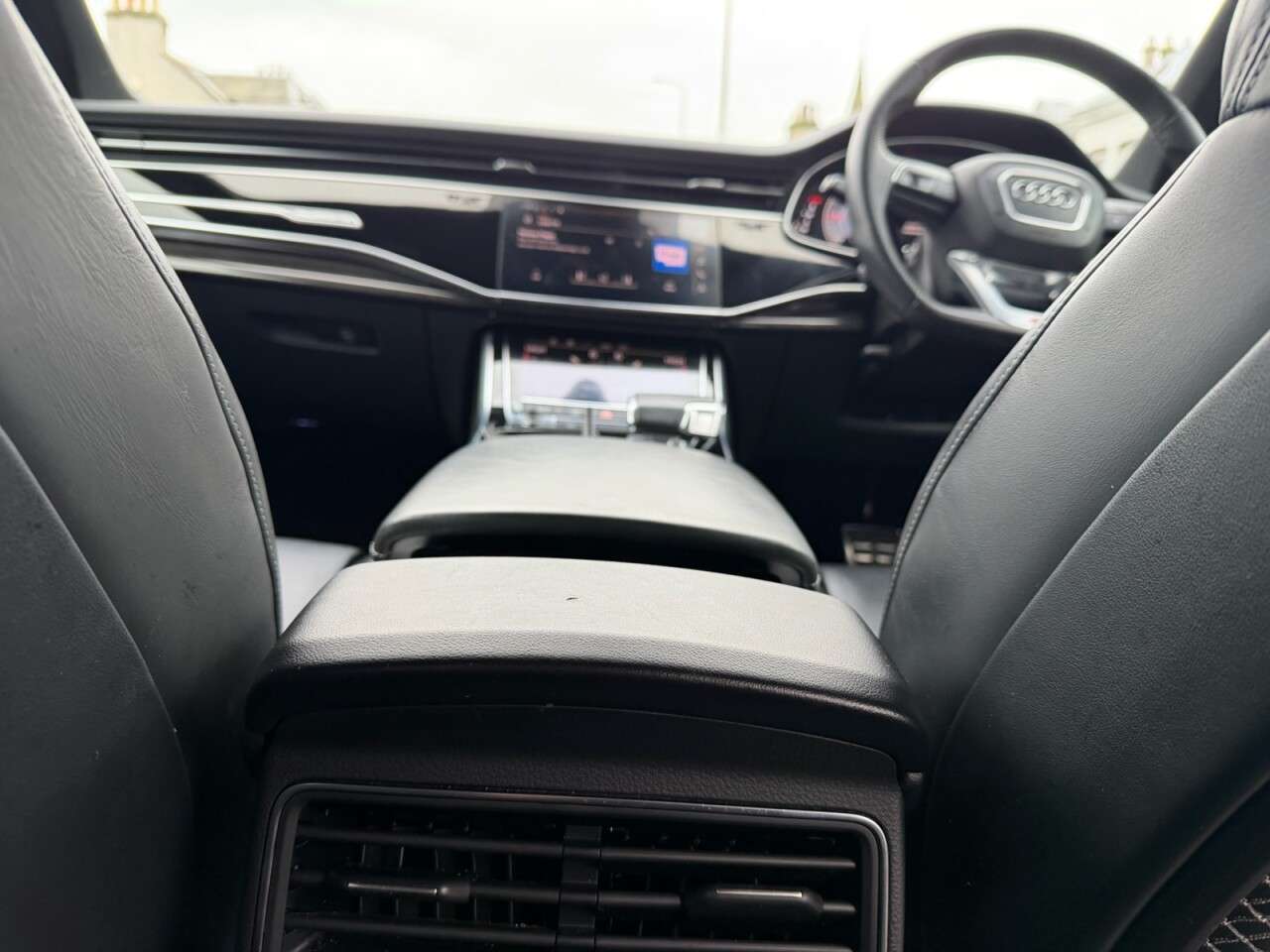 2021 AUDI Q7 2021 AUDI Q7