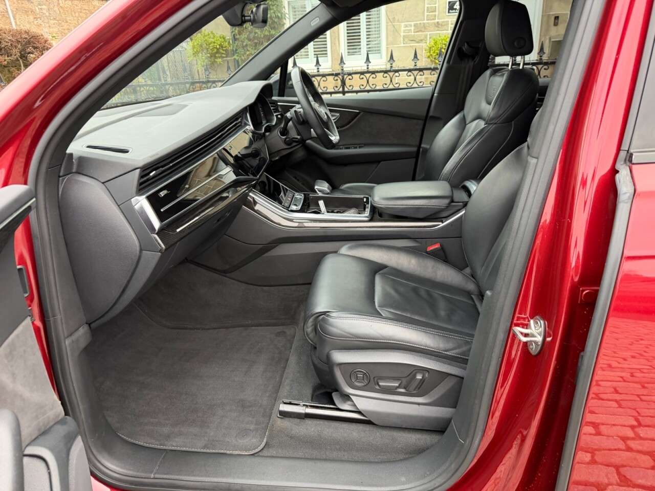 2021 AUDI Q7 2021 AUDI Q7