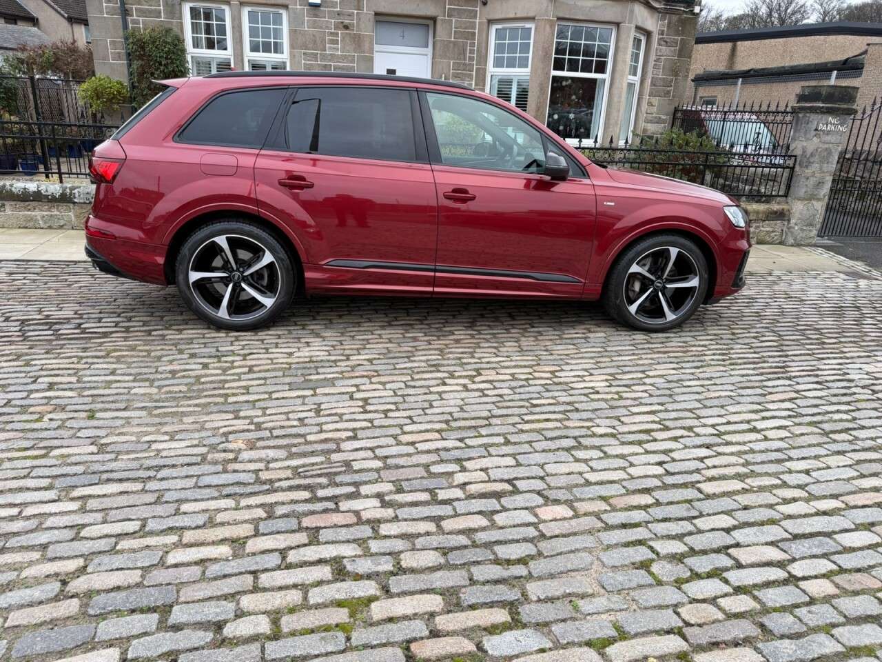 2021 AUDI Q7 2021 AUDI Q7