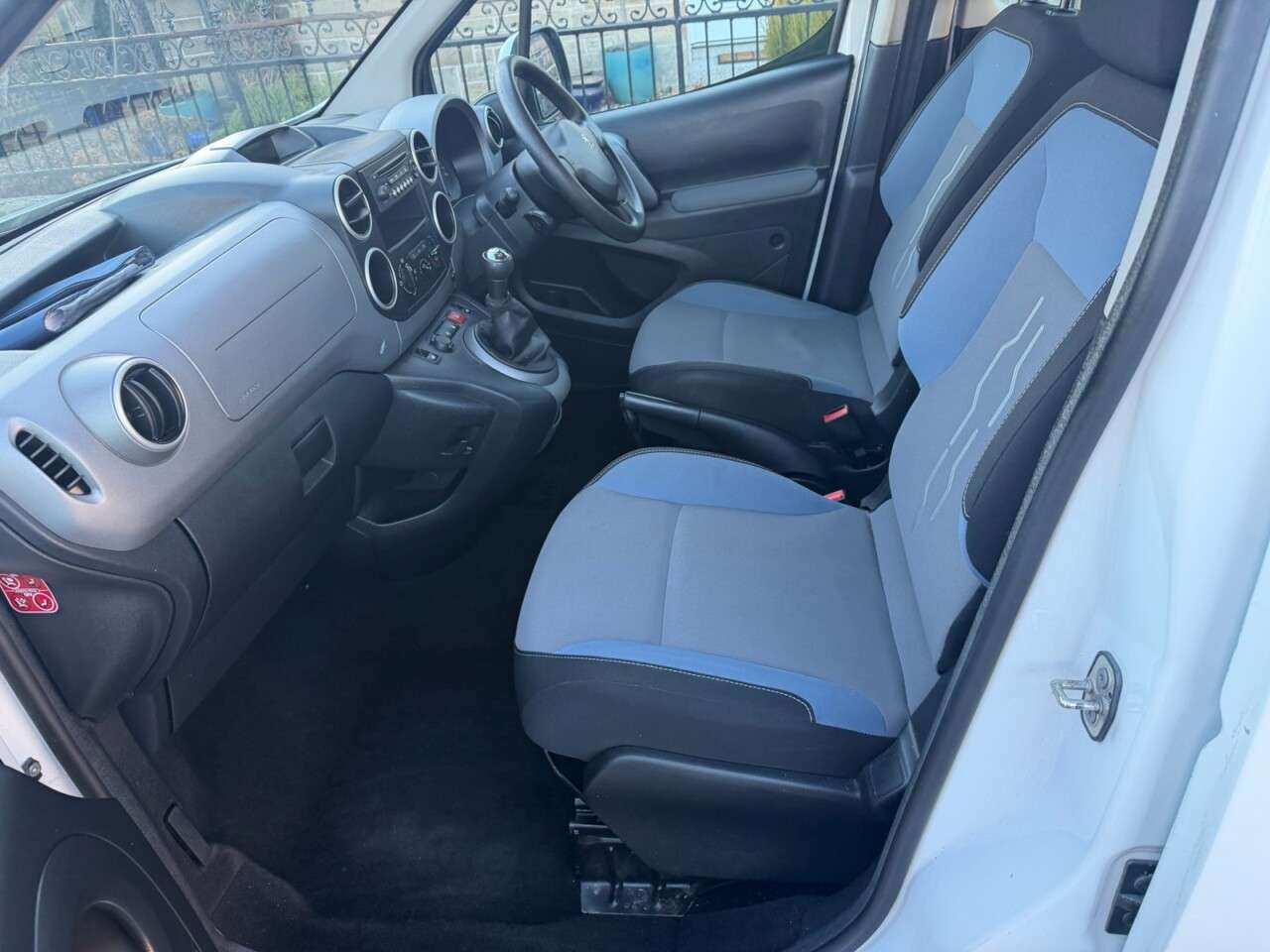 2015 PEUGEOT PARTNER TEPEE 2015 PEUGEOT PARTNER TEPEE