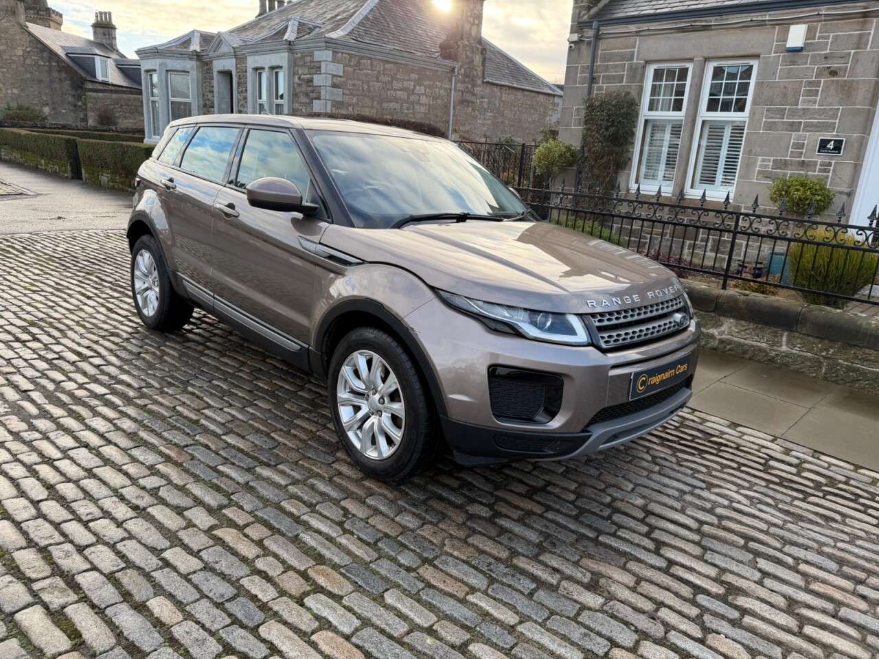 2017 LAND ROVER RANGE ROVER EVOQUE 2017 LAND ROVER RANGE ROVER EVOQUE