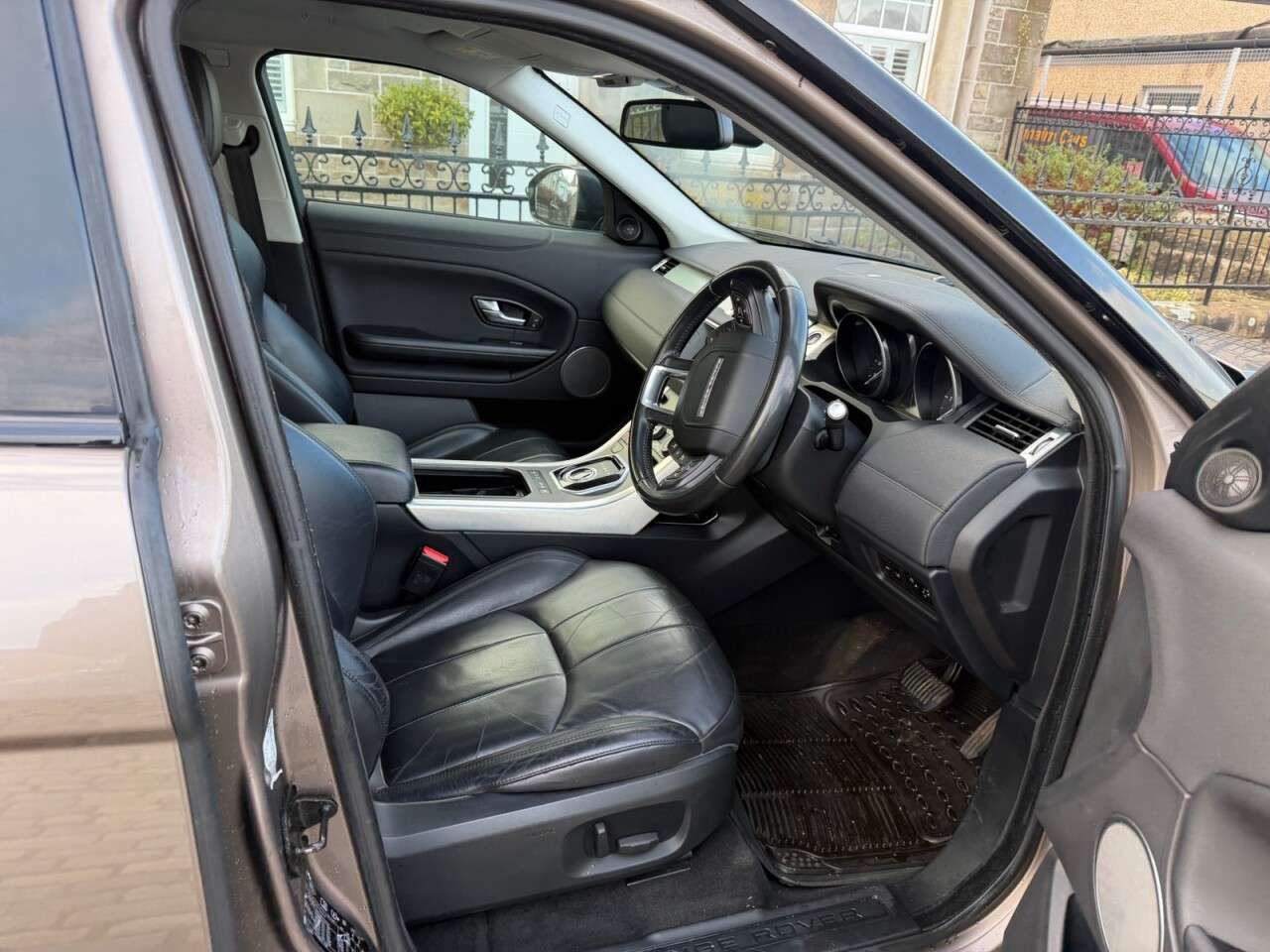 2017 LAND ROVER RANGE ROVER EVOQUE 2017 LAND ROVER RANGE ROVER EVOQUE