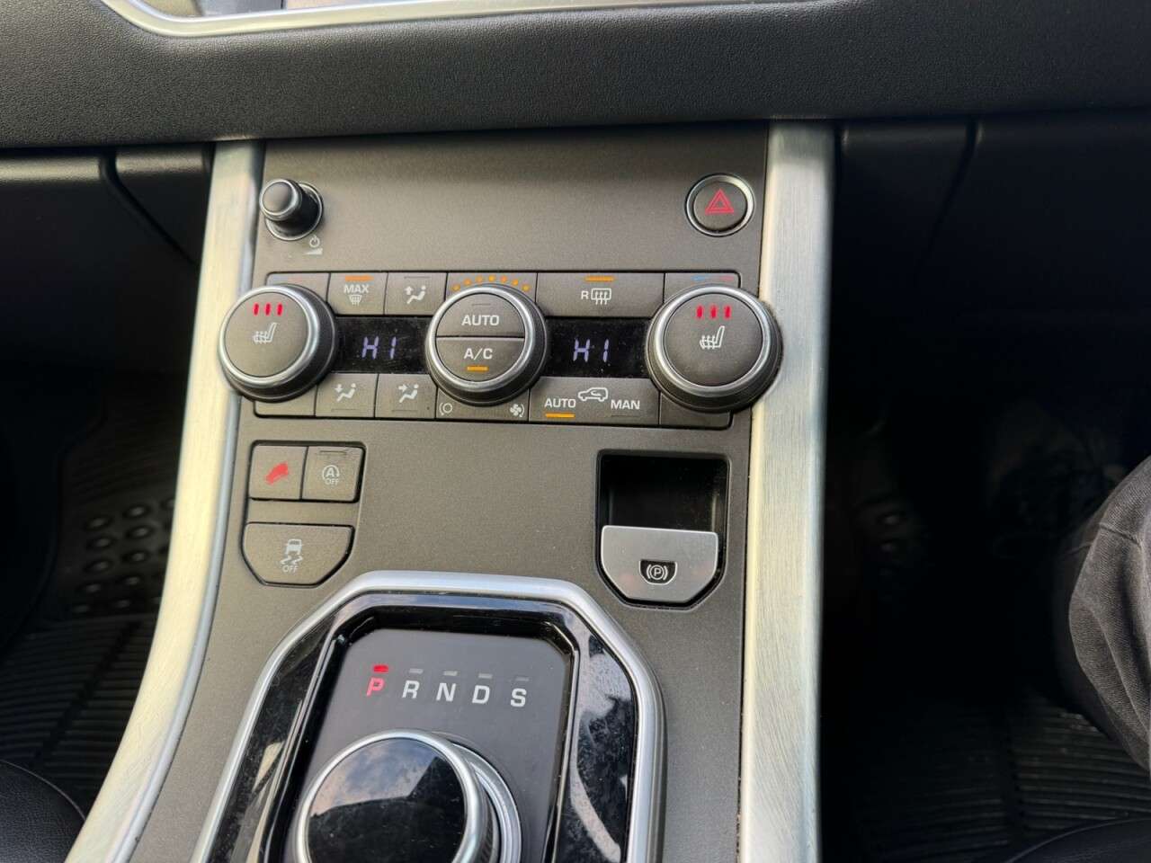 2017 LAND ROVER RANGE ROVER EVOQUE 2017 LAND ROVER RANGE ROVER EVOQUE