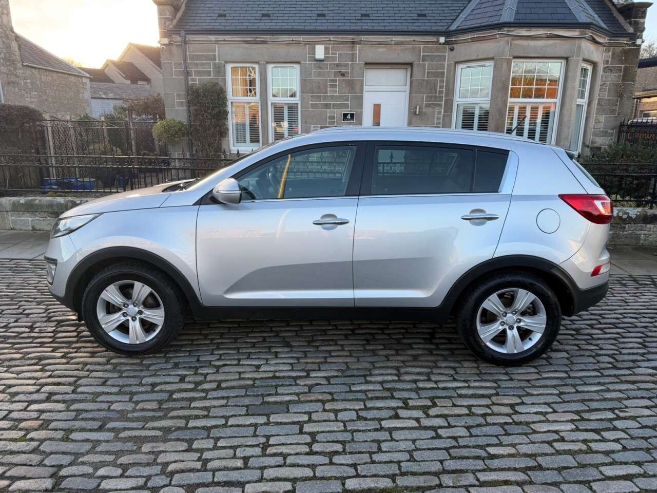2012 KIA SPORTAGE 2012 KIA SPORTAGE