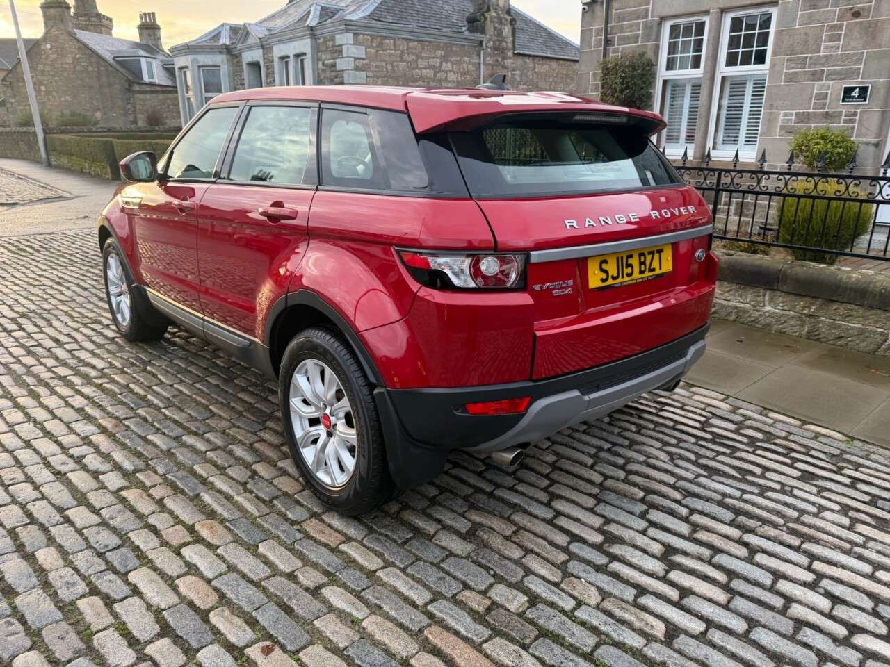 2015 LAND ROVER RANGE ROVER EVOQUE 2015 LAND ROVER RANGE ROVER EVOQUE