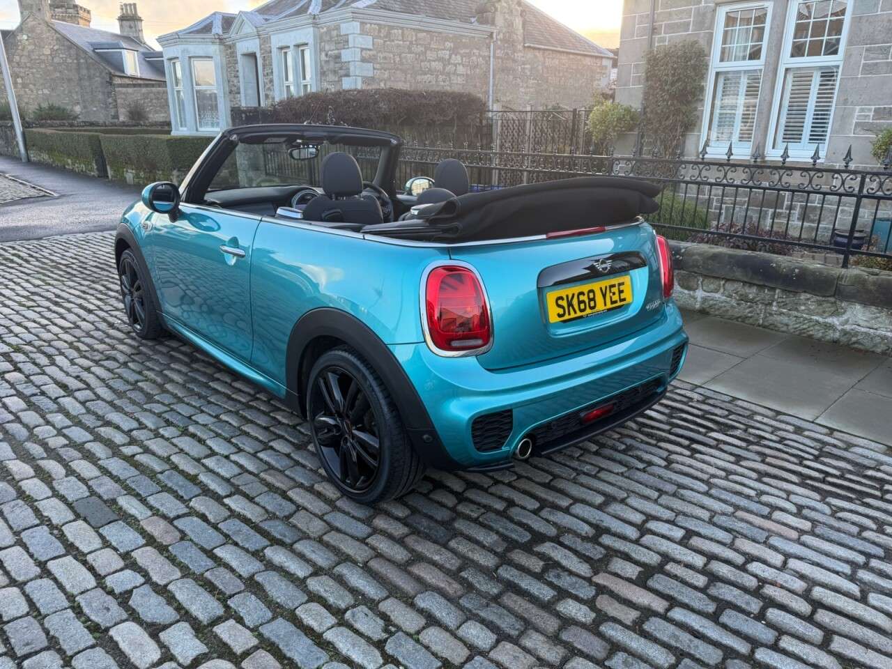 2018 MINI CONVERTIBLE 2018 MINI CONVERTIBLE