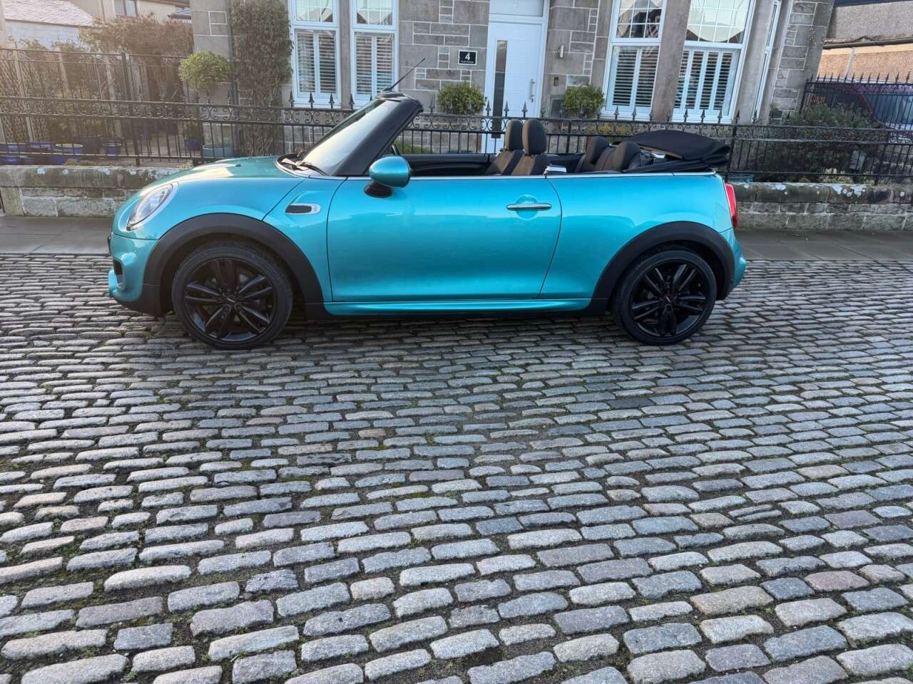 2018 MINI CONVERTIBLE 2018 MINI CONVERTIBLE