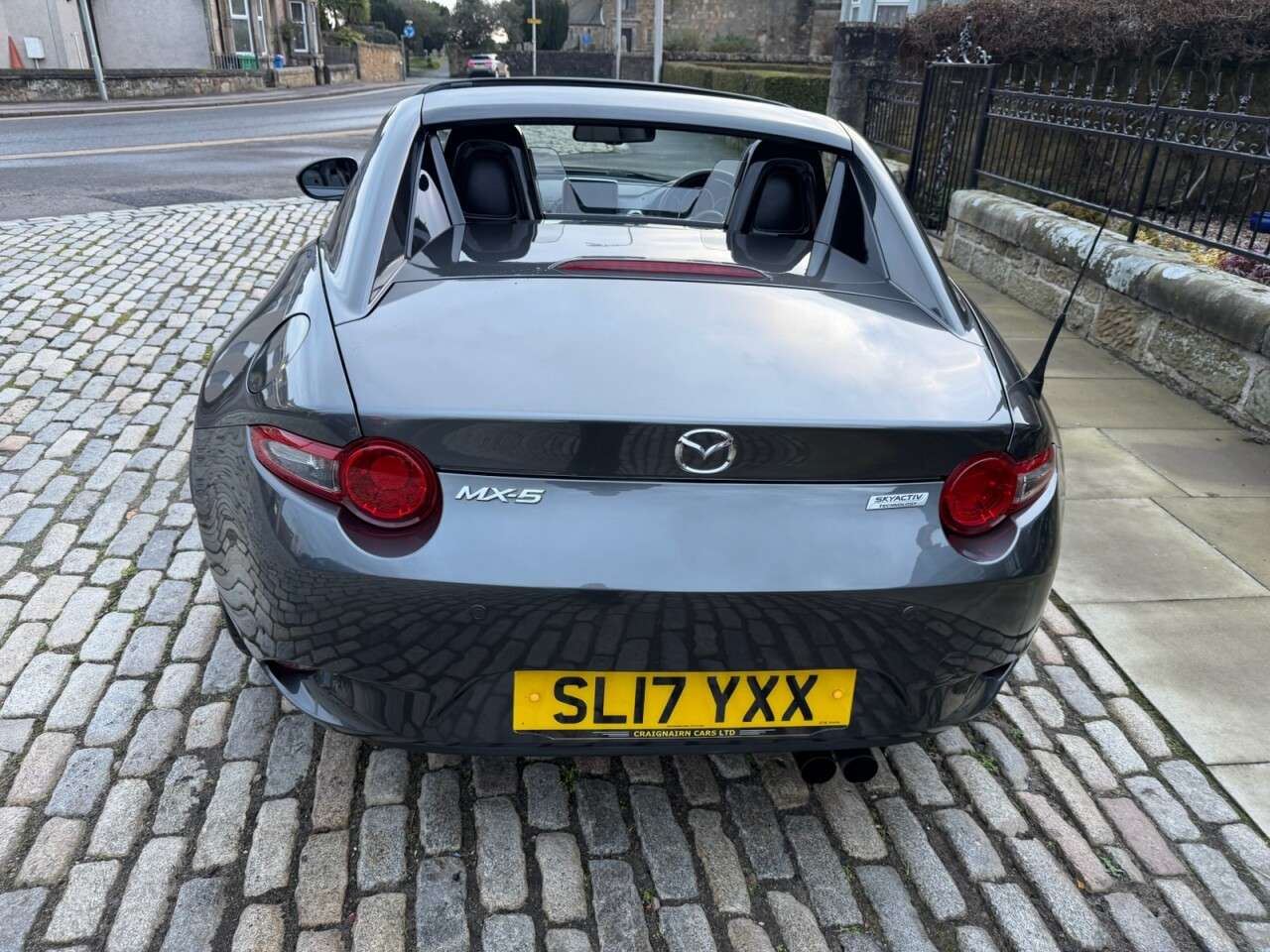 2017 MAZDA MX-5 RF 2017 MAZDA MX-5 RF