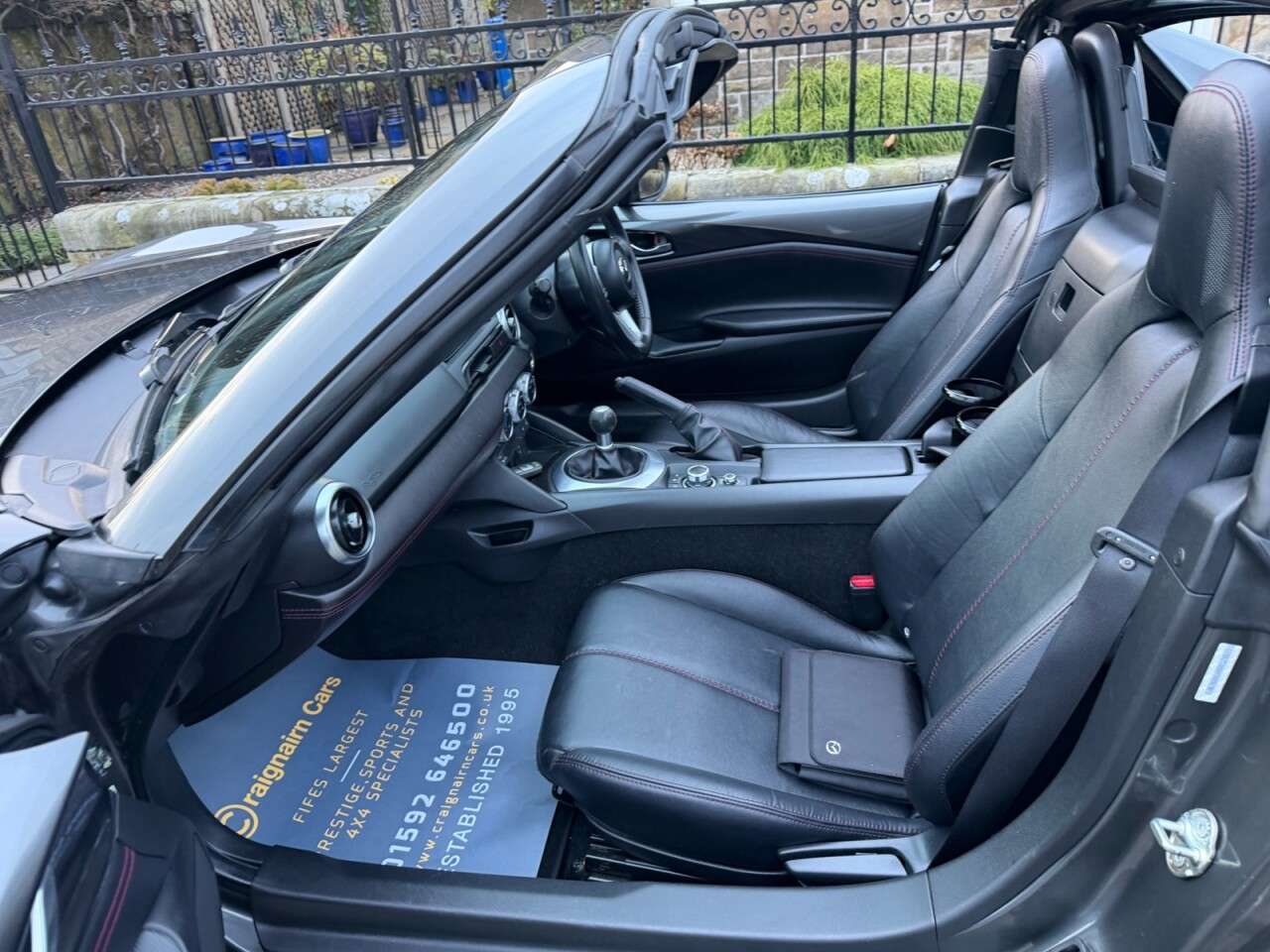 2017 MAZDA MX-5 RF 2017 MAZDA MX-5 RF