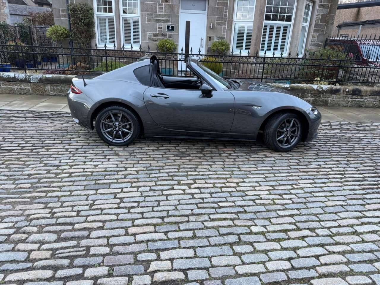 2017 MAZDA MX-5 RF 2017 MAZDA MX-5 RF