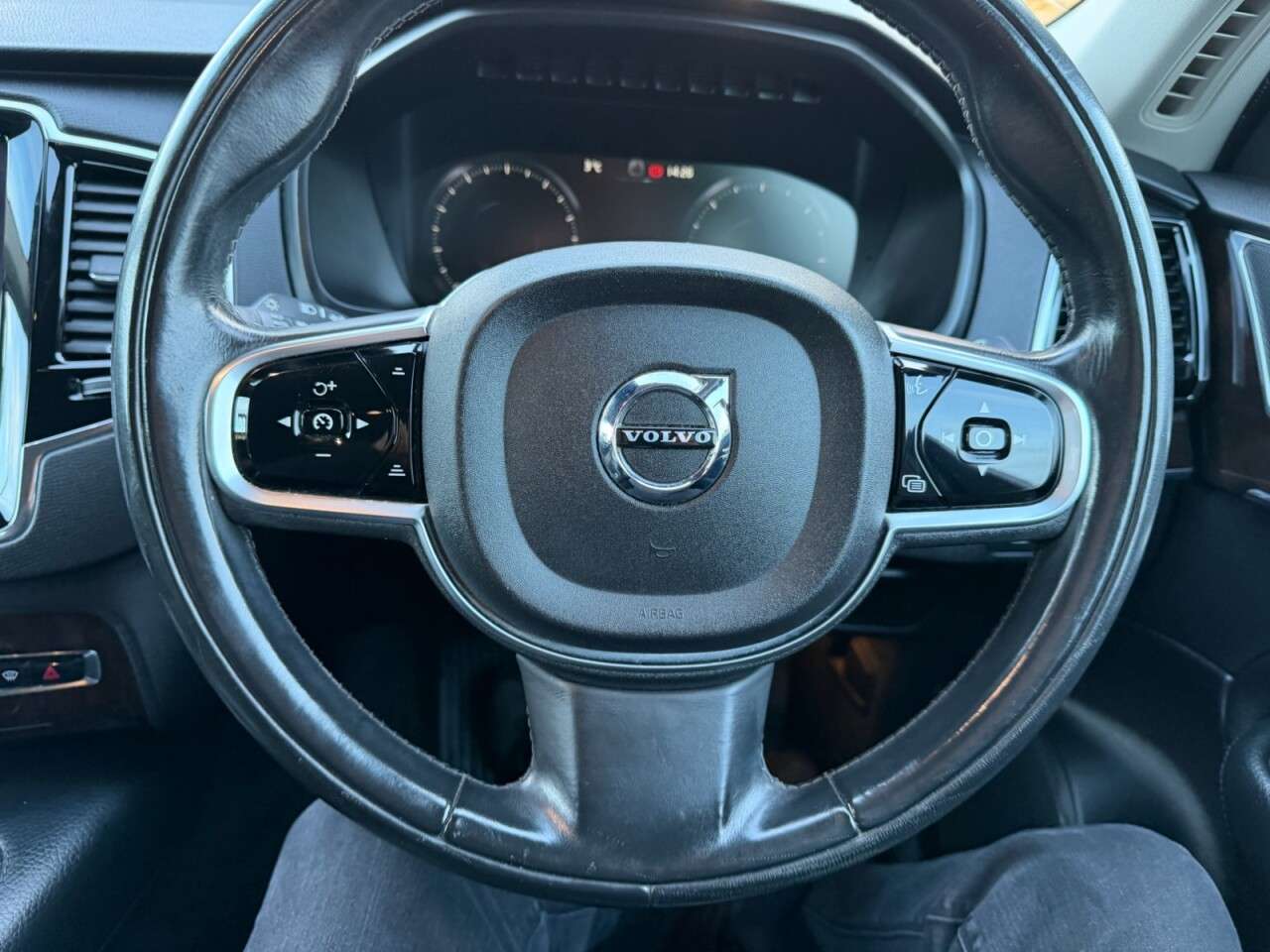 2015 VOLVO XC90 2015 VOLVO XC90