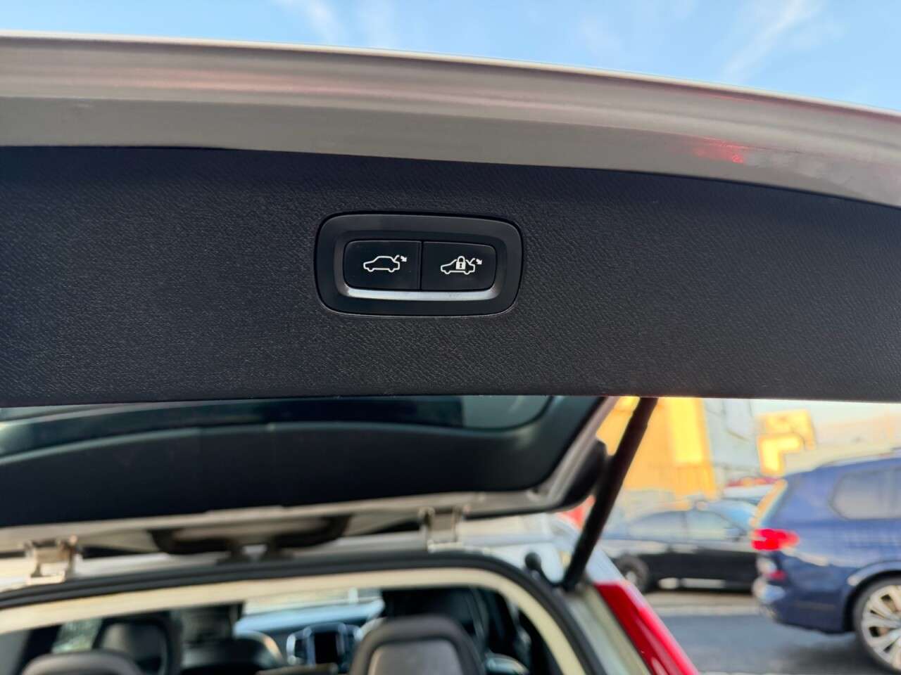 2015 VOLVO XC90 2015 VOLVO XC90