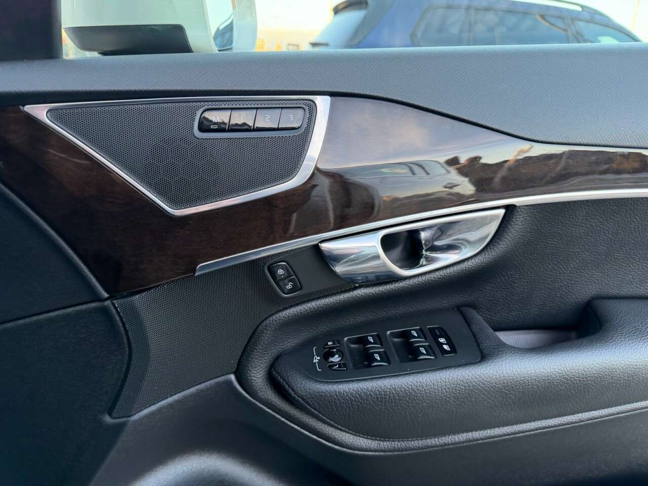 2015 VOLVO XC90 2015 VOLVO XC90