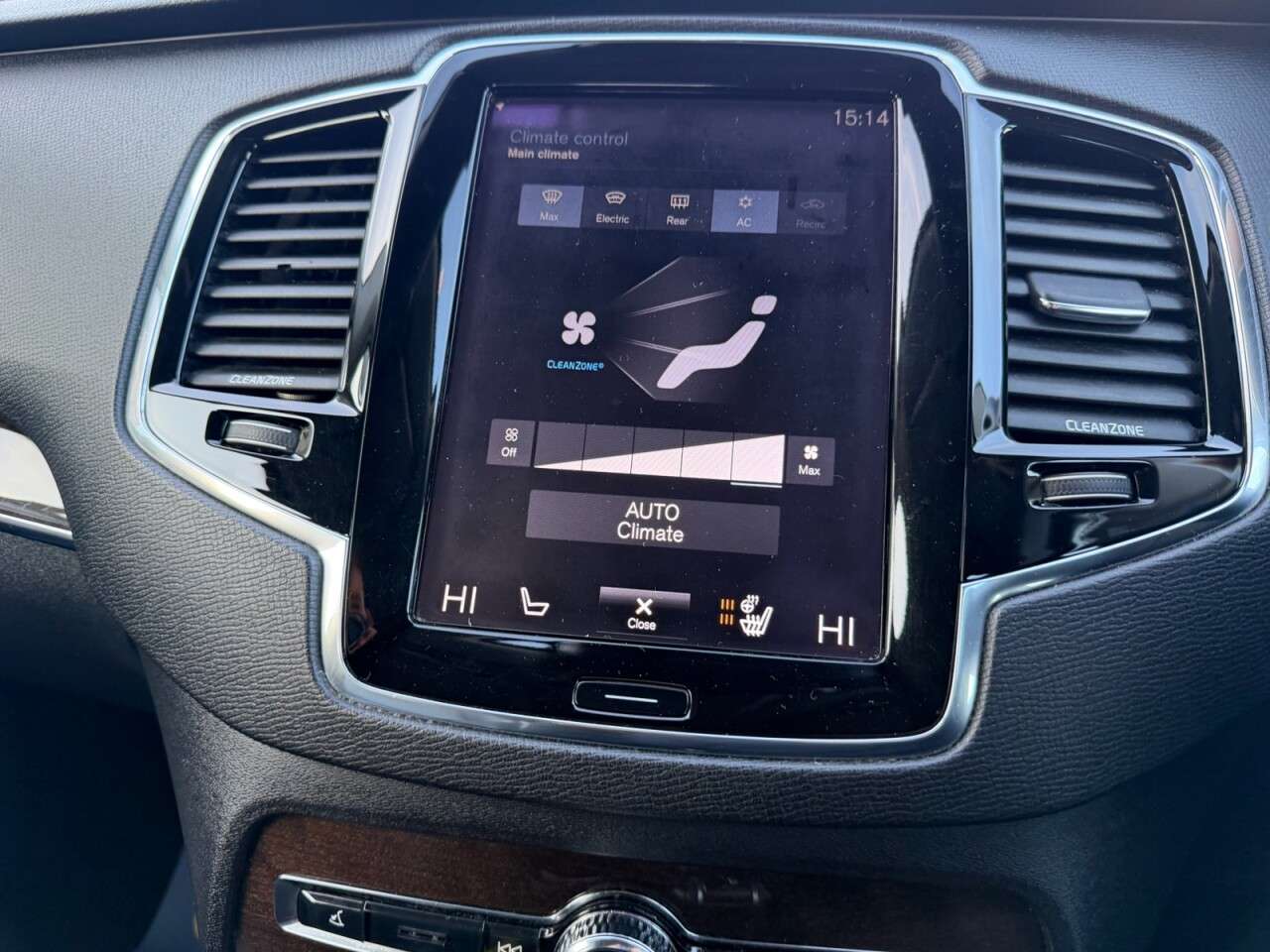 2015 VOLVO XC90 2015 VOLVO XC90