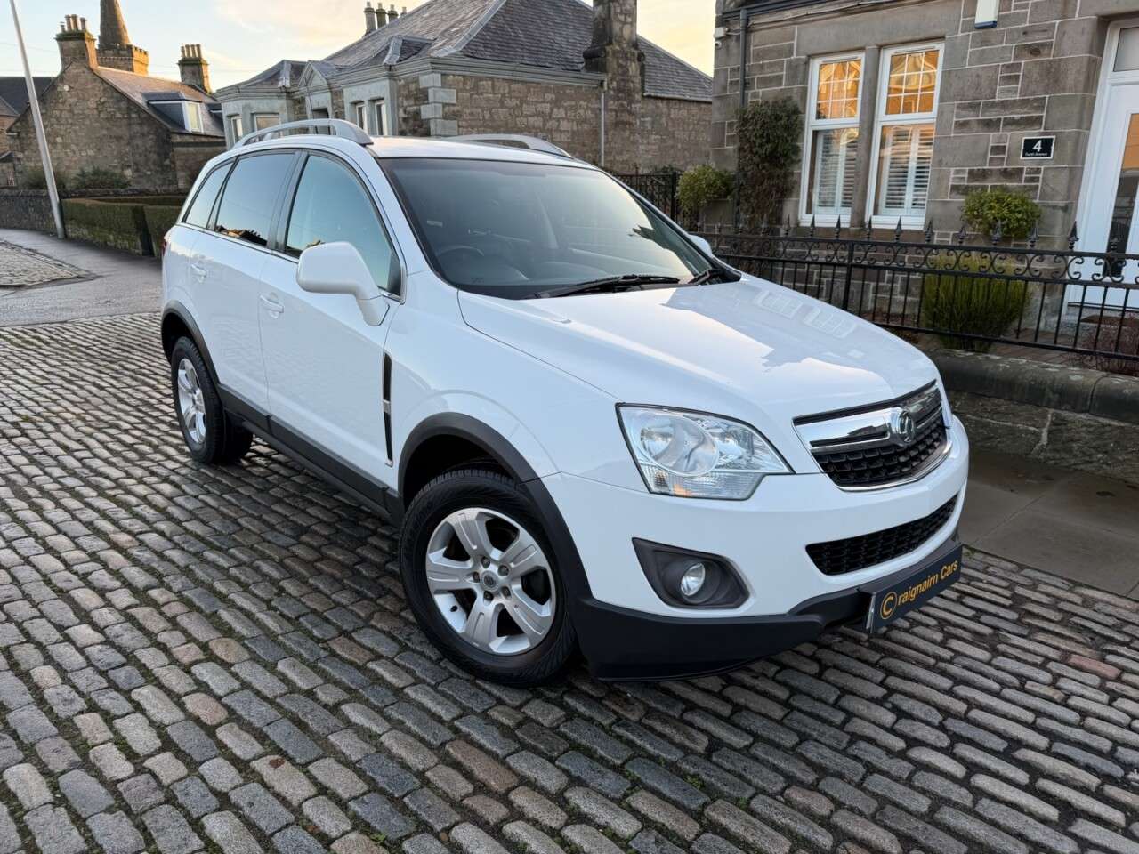 A 2014 VAUXHALL ANTARA 2.2 CDTi Exclusiv SUV 5dr Diesel Manual 2WD Euro 5 (s/s) (163 ps) A 2014 VAUXHALL ANTARA 2.2 CDTi Exclusiv SUV 5dr Diesel Manual 2WD Euro 5 (s/s) (163 ps)