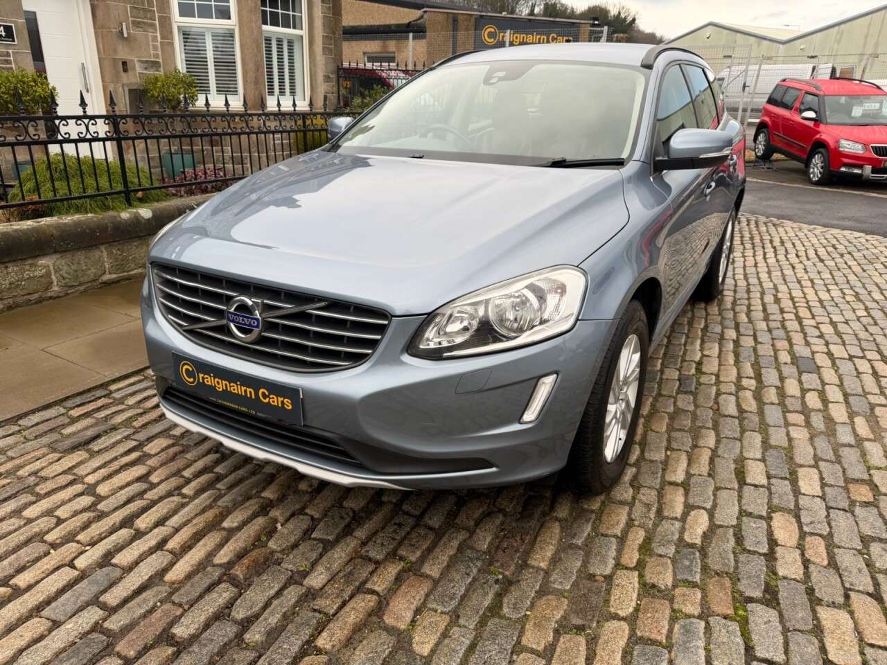 2017 VOLVO XC60 2017 VOLVO XC60