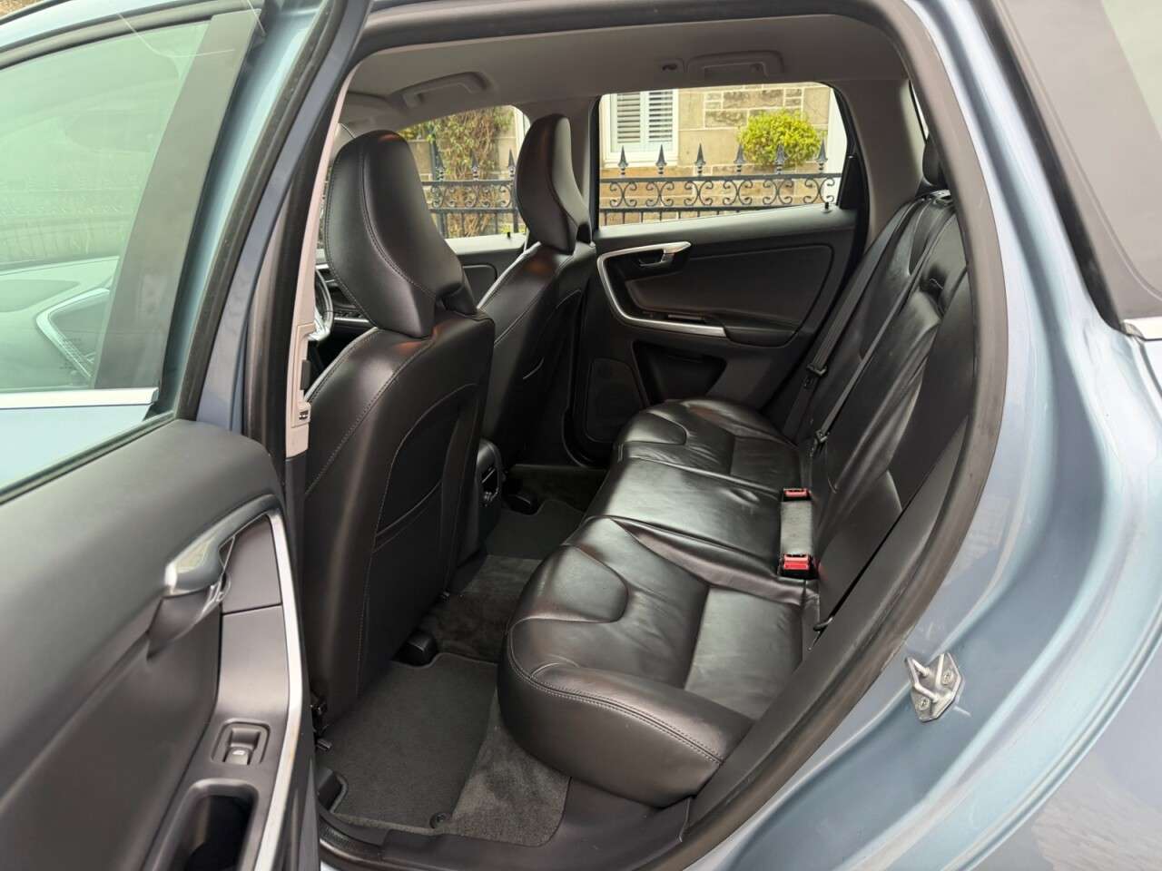 2017 VOLVO XC60 2017 VOLVO XC60