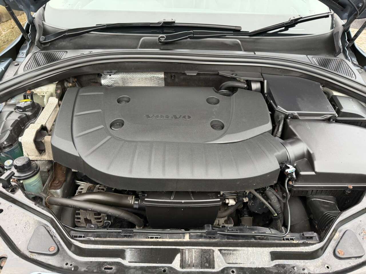 2017 VOLVO XC60 2017 VOLVO XC60