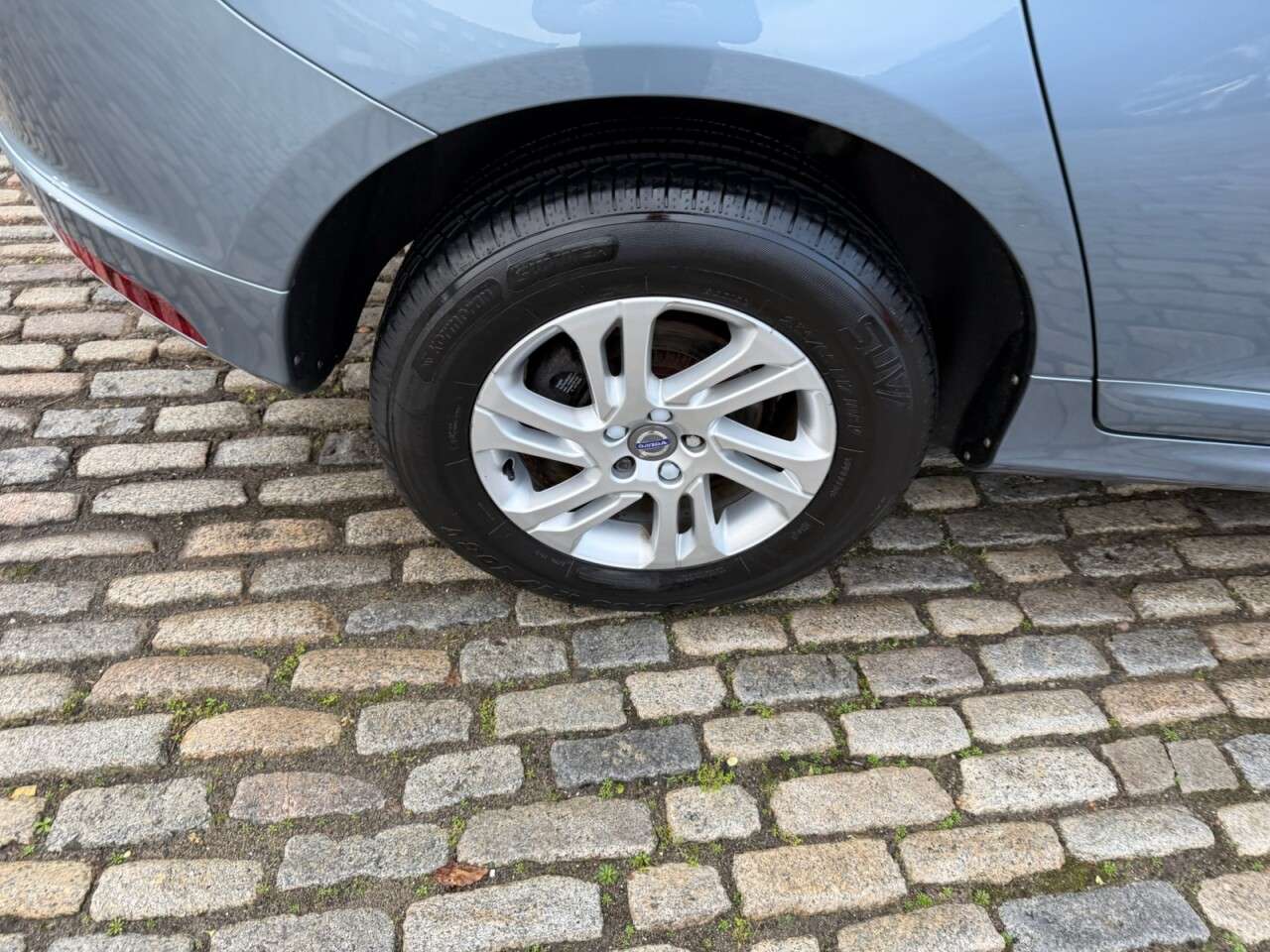 2017 VOLVO XC60 2017 VOLVO XC60