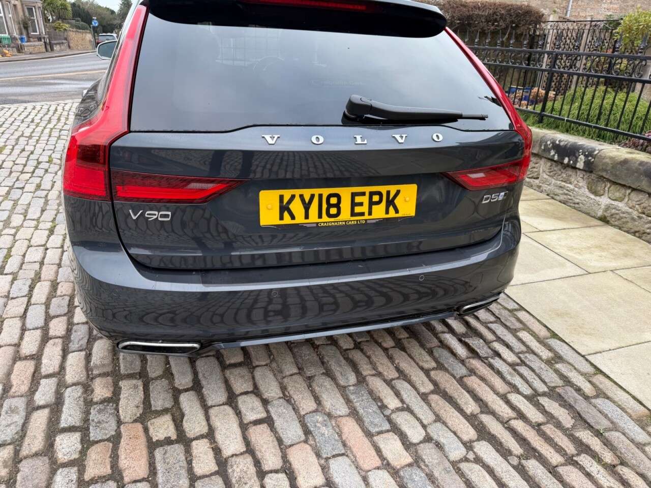 2018 VOLVO V90 2018 VOLVO V90