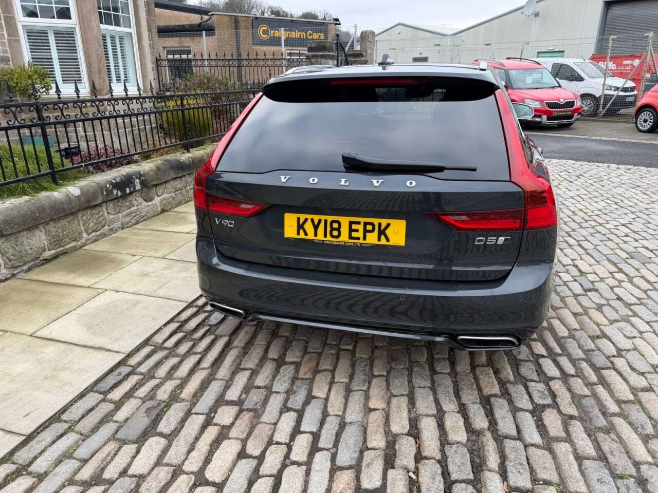 2018 VOLVO V90 2018 VOLVO V90