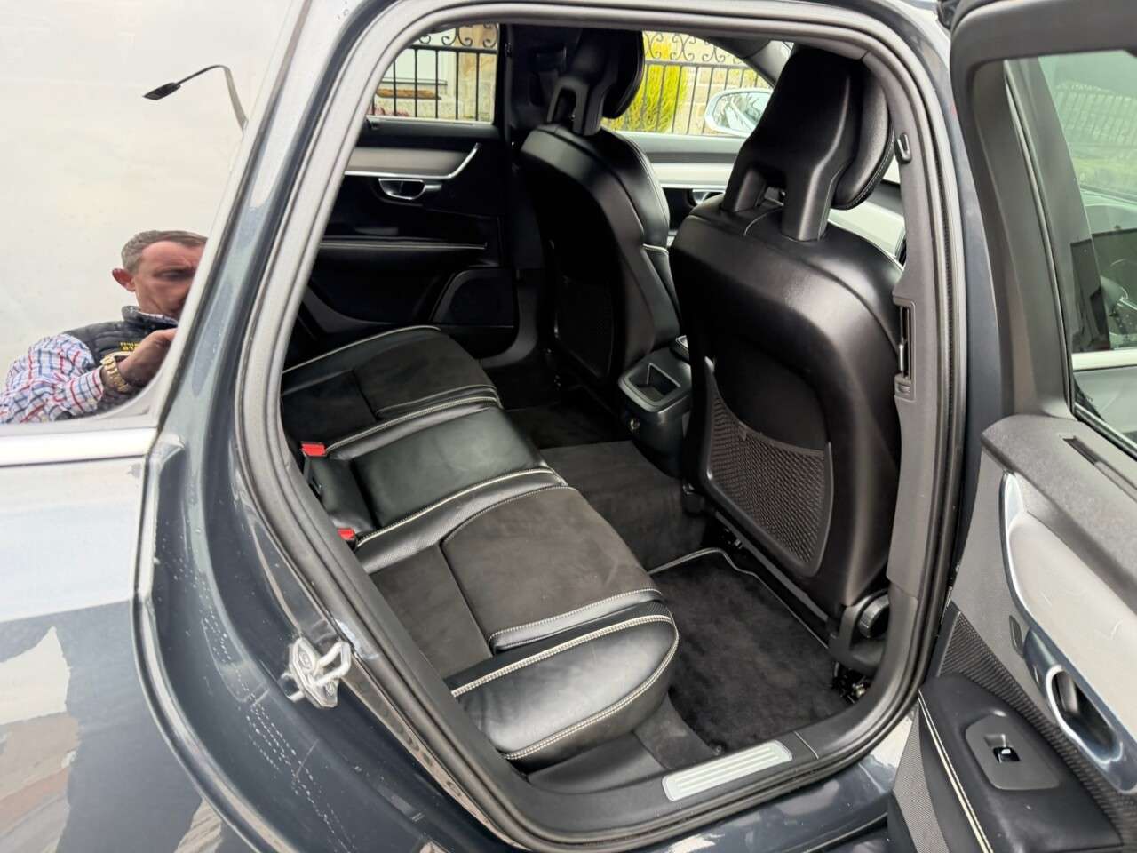 2018 VOLVO V90 2018 VOLVO V90