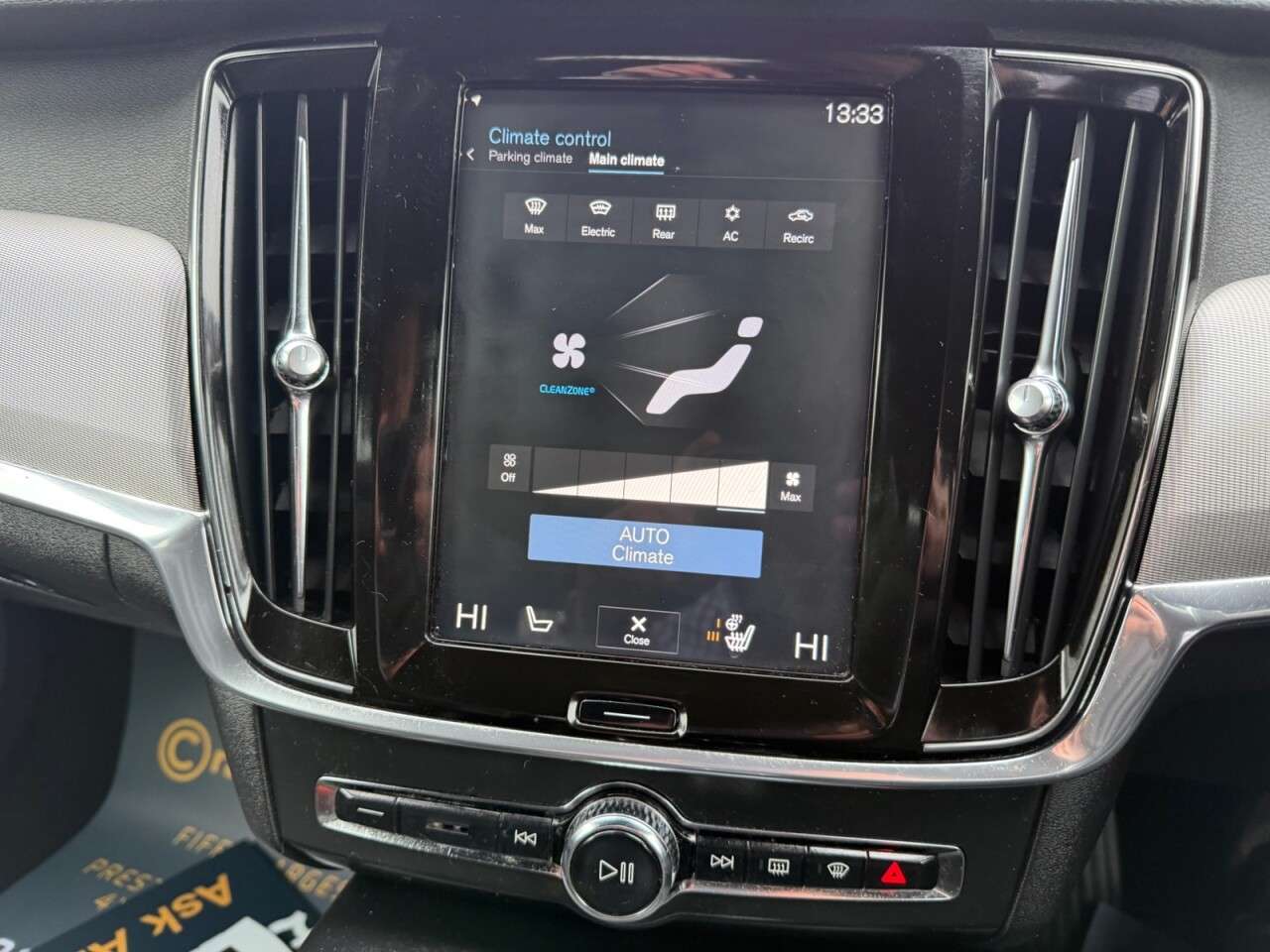 2018 VOLVO V90 2018 VOLVO V90