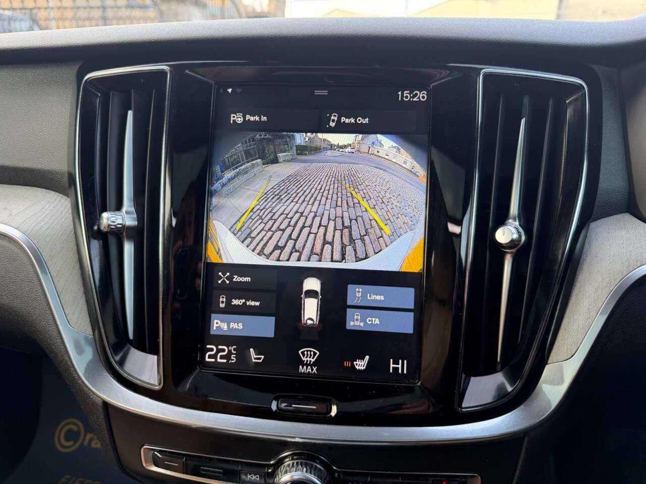 2018 VOLVO V60 2018 VOLVO V60