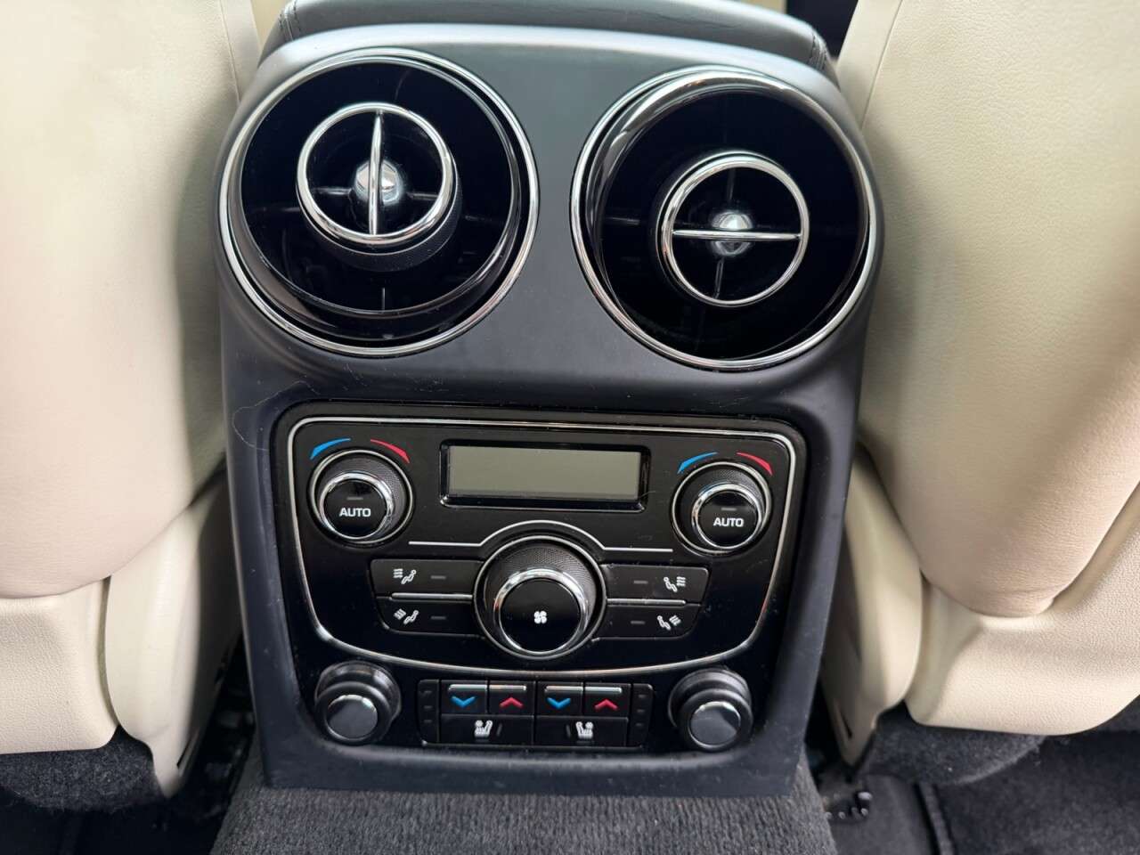 2014 JAGUAR XJ 2014 JAGUAR XJ