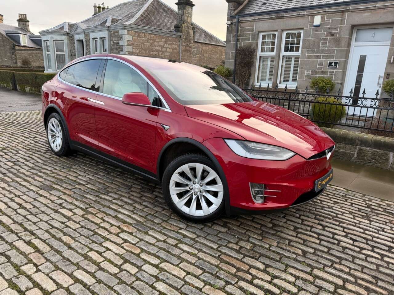 A 2020 TESLA MODEL X (Dual Motor) Standard Range SUV 5dr Electric Auto 4WDE (328 bhp) A 2020 TESLA MODEL X (Dual Motor) Standard Range SUV 5dr Electric Auto 4WDE (328 bhp)