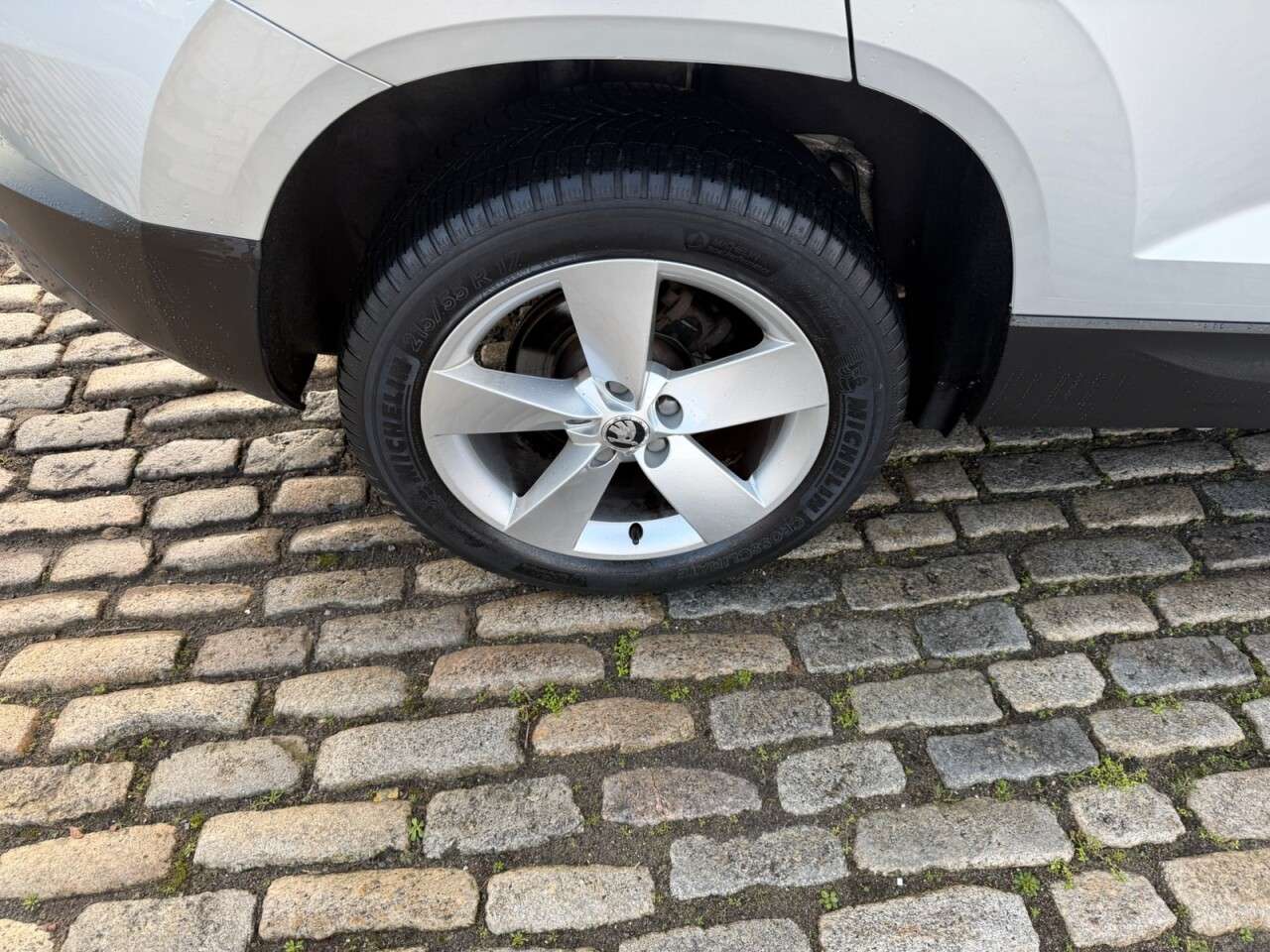 2018 SKODA KAROQ 2018 SKODA KAROQ