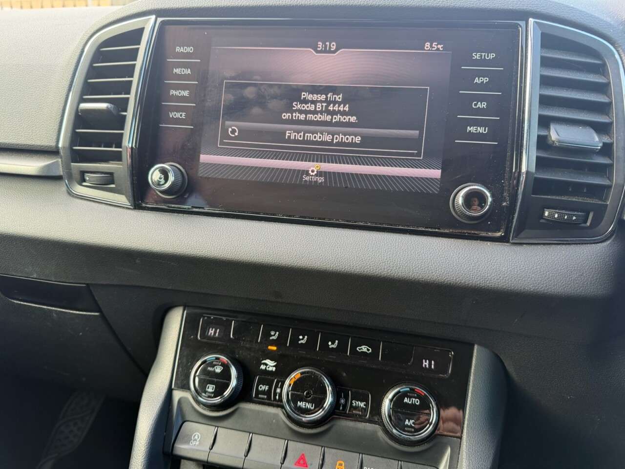 2018 SKODA KAROQ 2018 SKODA KAROQ