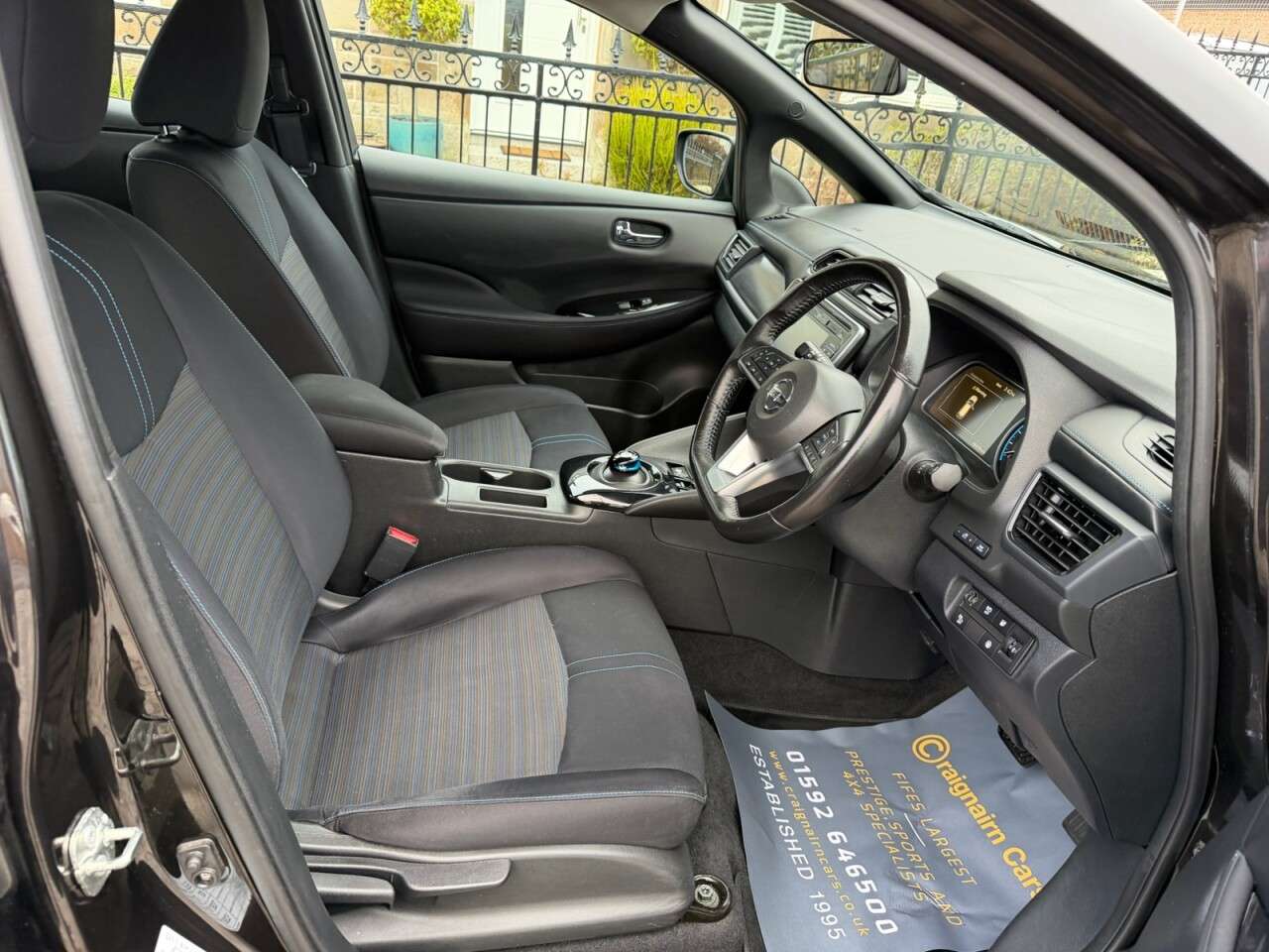 A 2018 NISSAN LEAF 40kWh Acenta Hatchback 5dr Electric Auto (150 ps) A 2018 NISSAN LEAF 40kWh Acenta Hatchback 5dr Electric Auto (150 ps)