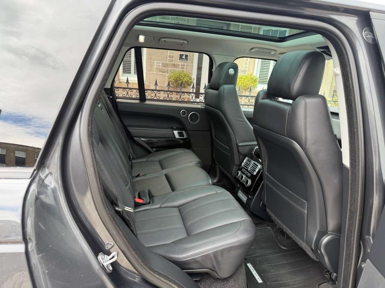 2017 LAND ROVER RANGE ROVER 2017 LAND ROVER RANGE ROVER