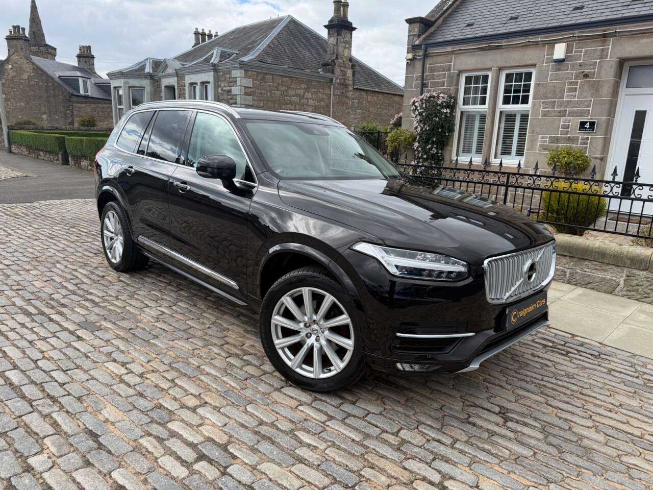 A 2016 VOLVO XC90 2.0 D5 Inscription SUV 5dr Diesel Geartronic 4WD Euro 6 (s/s) (225 ps) A 2016 VOLVO XC90 2.0 D5 Inscription SUV 5dr Diesel Geartronic 4WD Euro 6 (s/s) (225 ps)