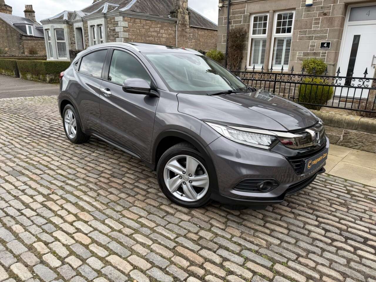 A 2019 HONDA HR-V 1.6 i-DTEC EX SUV 5dr Diesel Manual Euro 6 (s/s) (120 ps) A 2019 HONDA HR-V 1.6 i-DTEC EX SUV 5dr Diesel Manual Euro 6 (s/s) (120 ps)