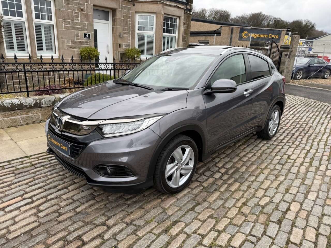 A 2019 HONDA HR-V 1.6 i-DTEC EX SUV 5dr Diesel Manual Euro 6 (s/s) (120 ps) A 2019 HONDA HR-V 1.6 i-DTEC EX SUV 5dr Diesel Manual Euro 6 (s/s) (120 ps)