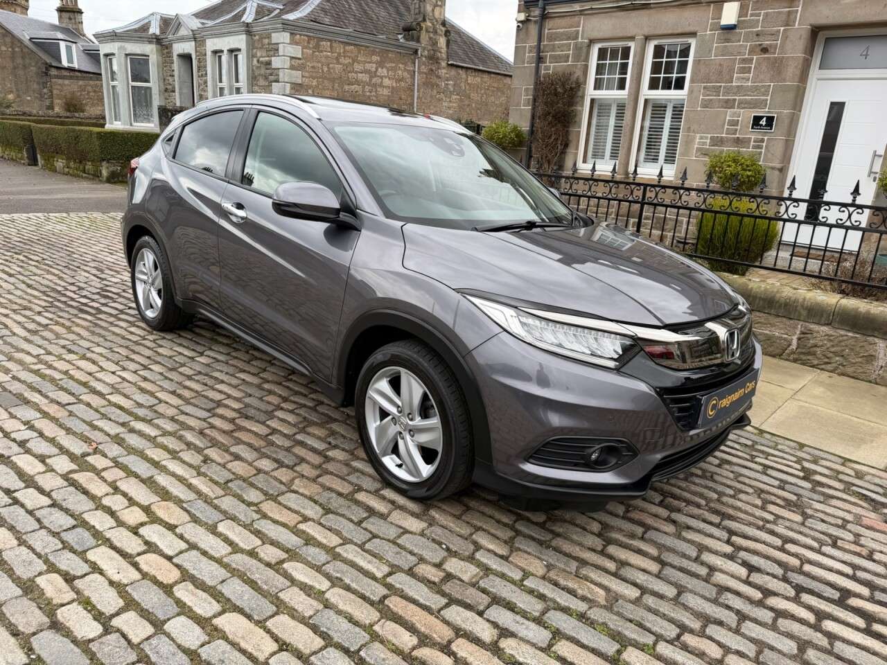 A 2019 HONDA HR-V 1.6 i-DTEC EX SUV 5dr Diesel Manual Euro 6 (s/s) (120 ps) A 2019 HONDA HR-V 1.6 i-DTEC EX SUV 5dr Diesel Manual Euro 6 (s/s) (120 ps)