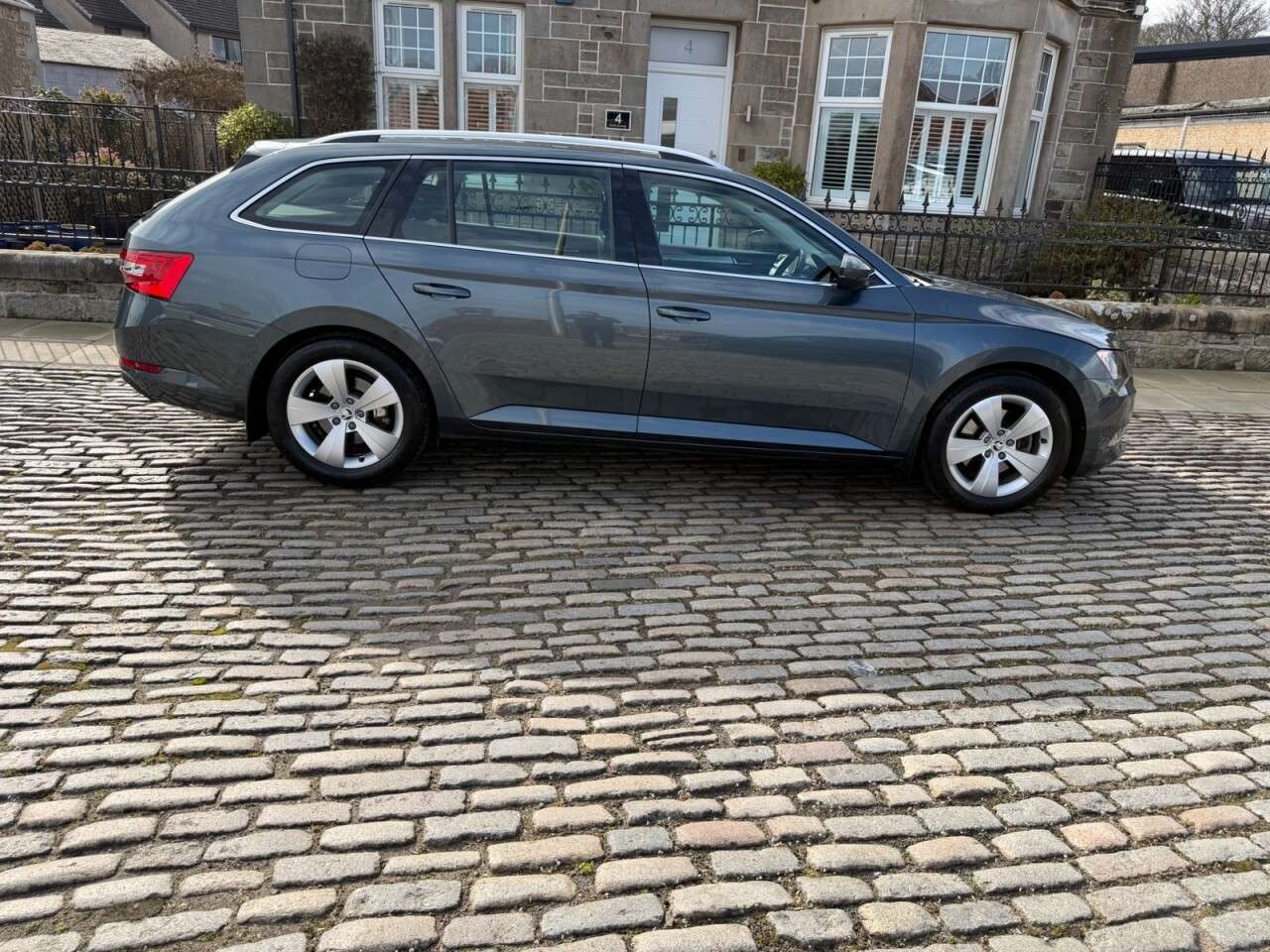 2019 SKODA SUPERB 2019 SKODA SUPERB