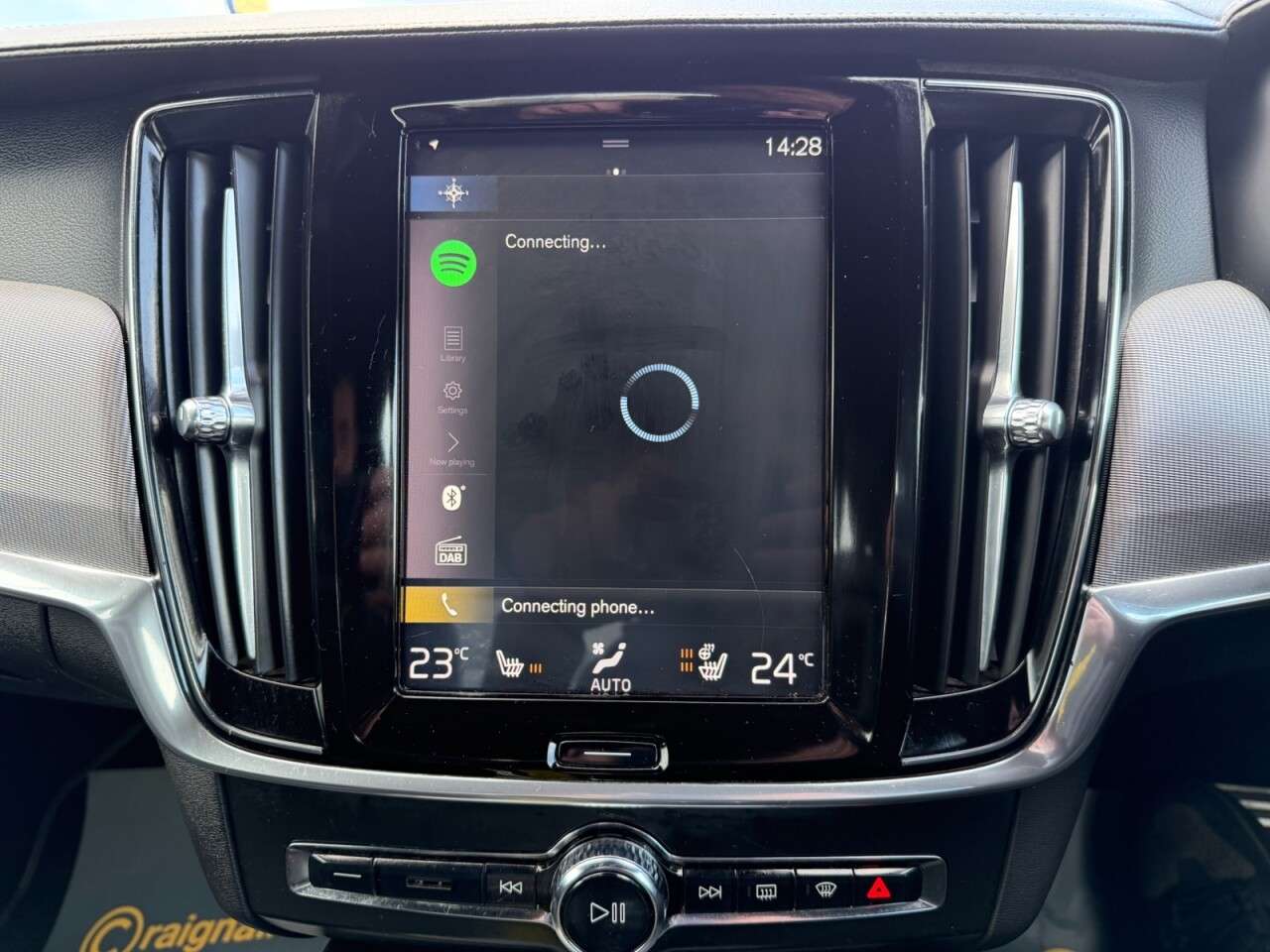 2019 VOLVO S90 2019 VOLVO S90