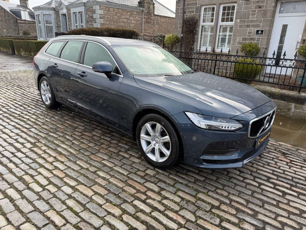 2018 VOLVO V90 2018 VOLVO V90