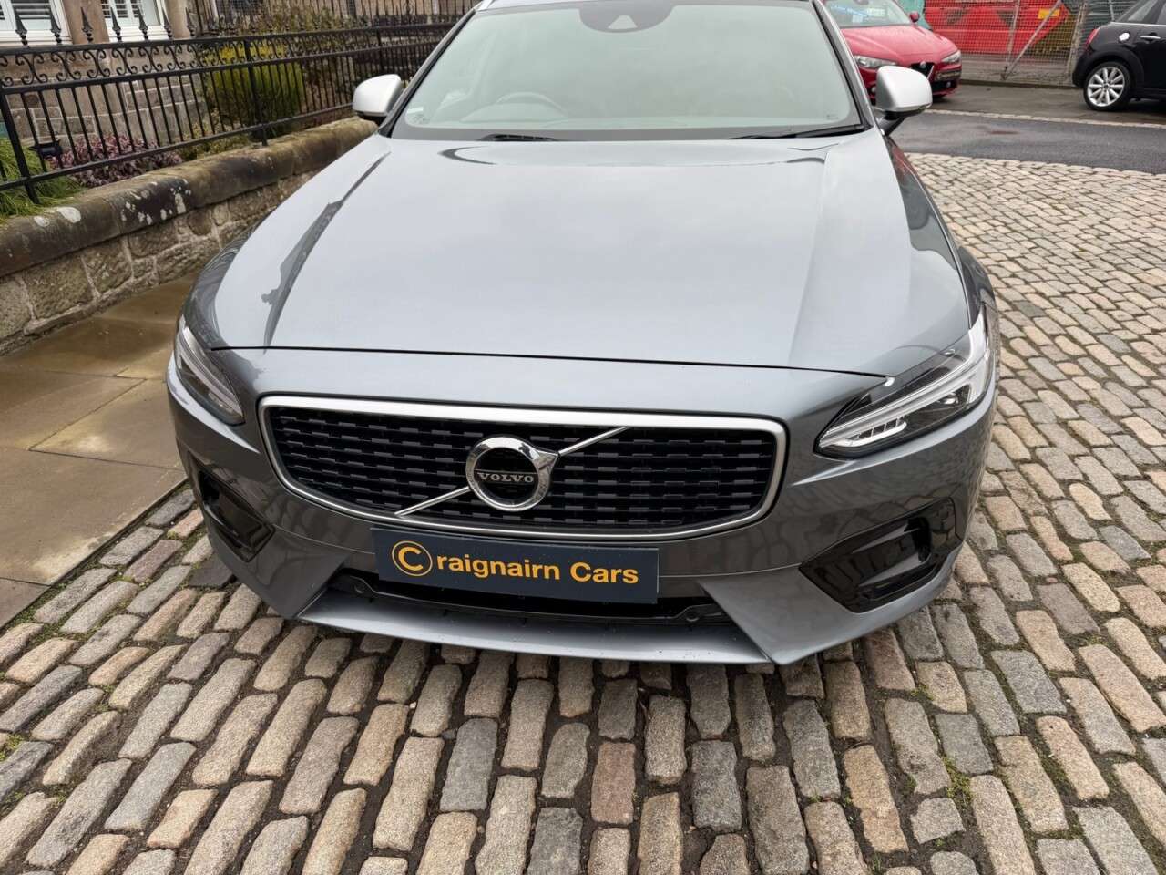 2018 VOLVO V90 2018 VOLVO V90