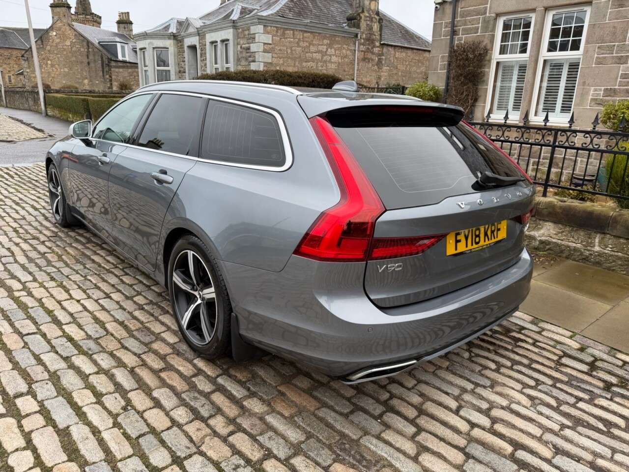 2018 VOLVO V90 2018 VOLVO V90