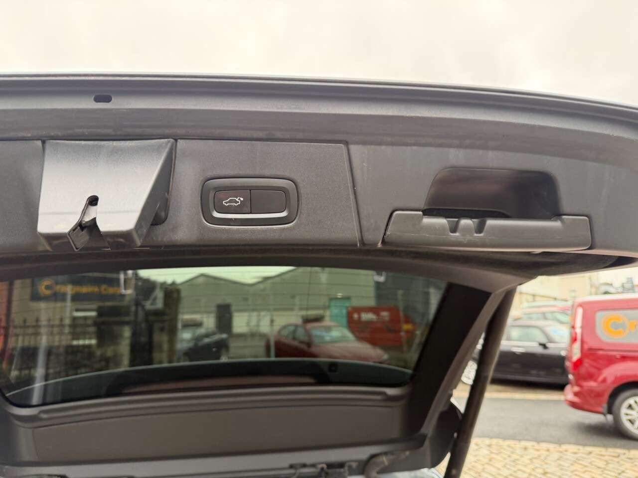 2018 VOLVO V90 2018 VOLVO V90